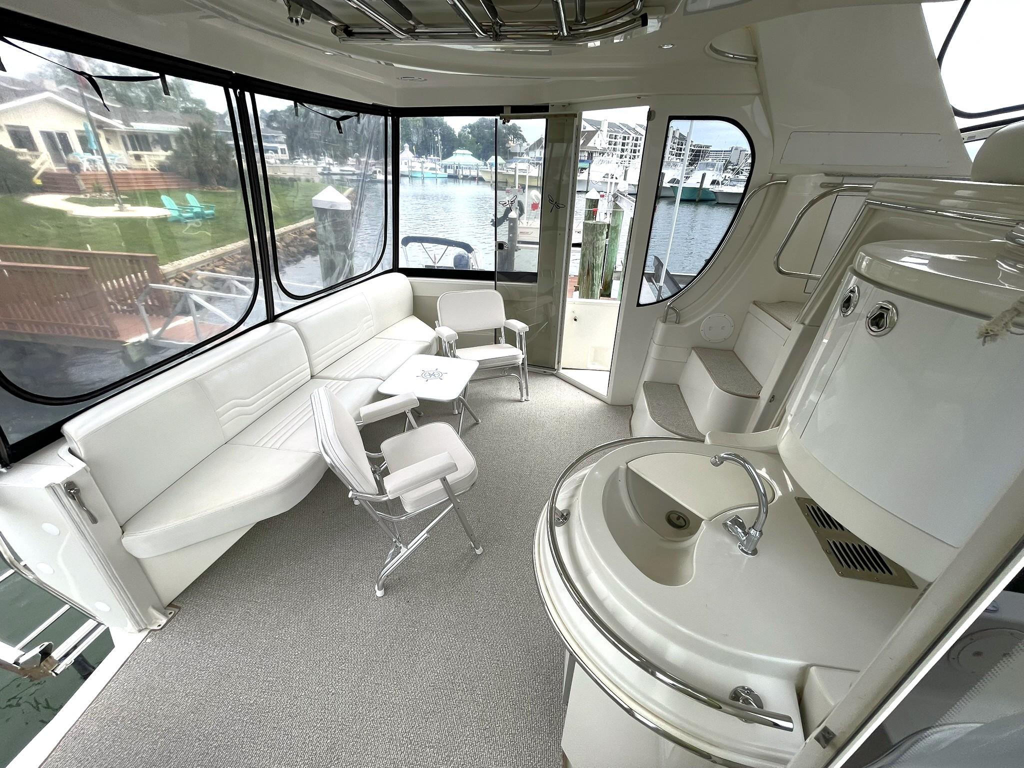 2006-carver-466-motor-yacht-power-9800780-20250520070944371-1_XLARGE