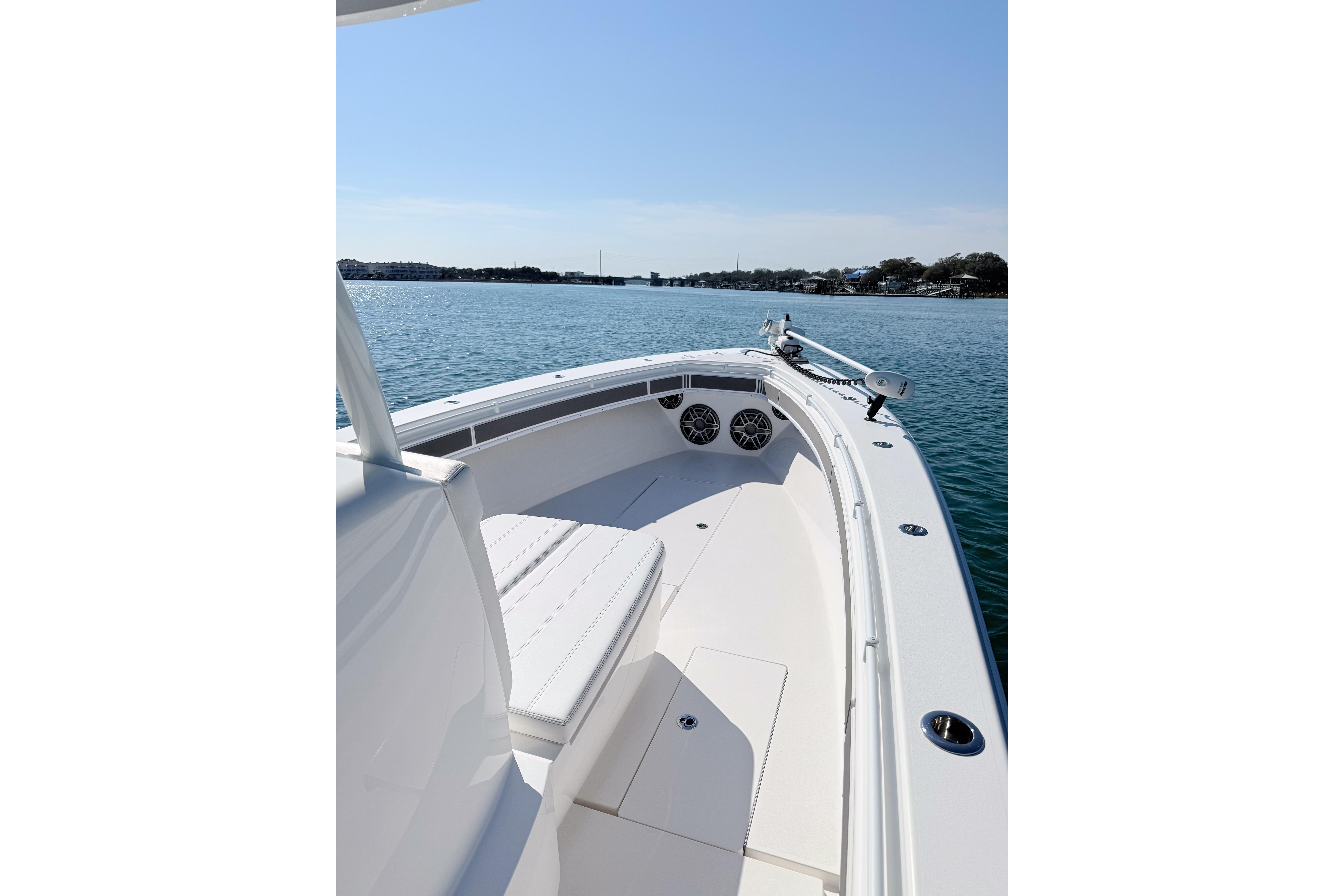 2024 Contender 39 ST - Image 18