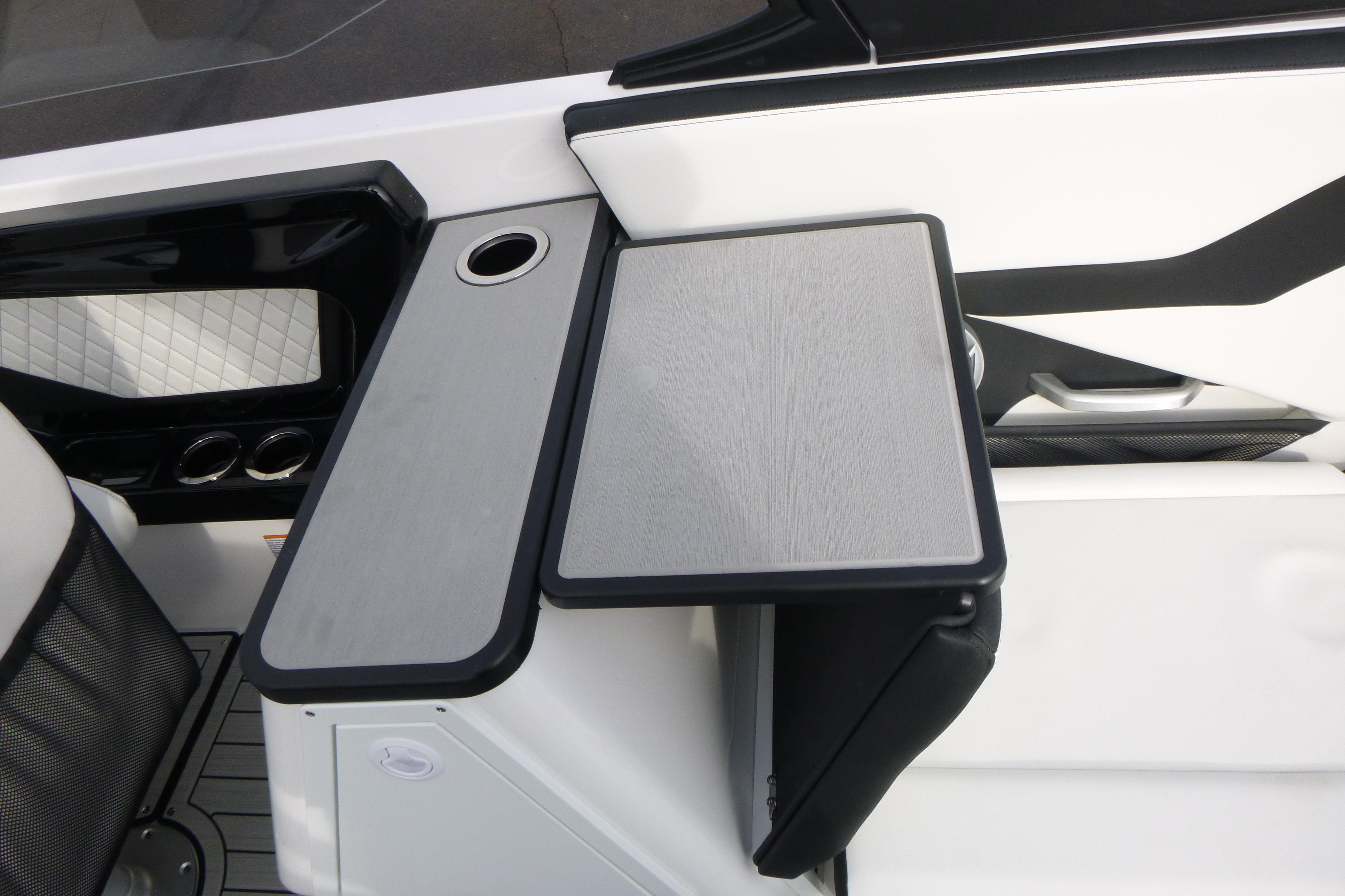 2026 Yamaha Boats 252S Gallery