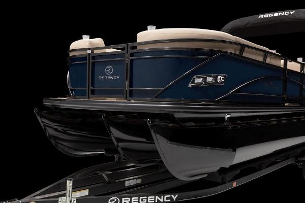 2021 Regency boat for sale, model of the boat is 250 DL3 & Image # 73 of 91