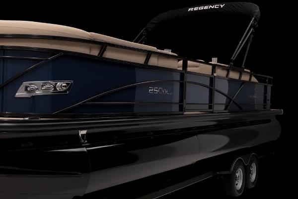 2021 Regency boat for sale, model of the boat is 250 DL3 & Image # 63 of 76