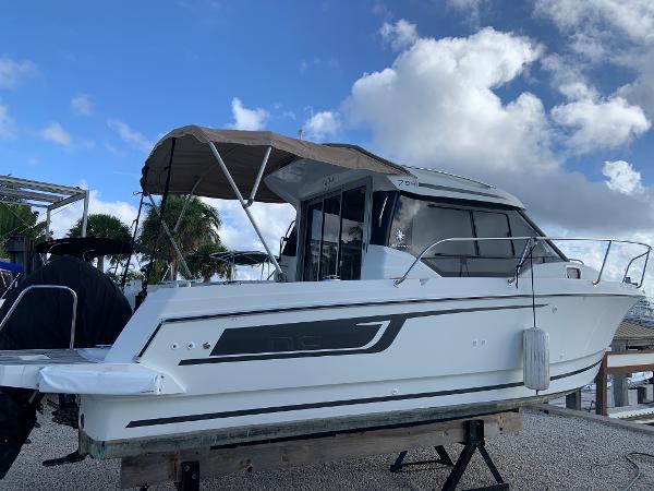 24' Jeanneau NC795