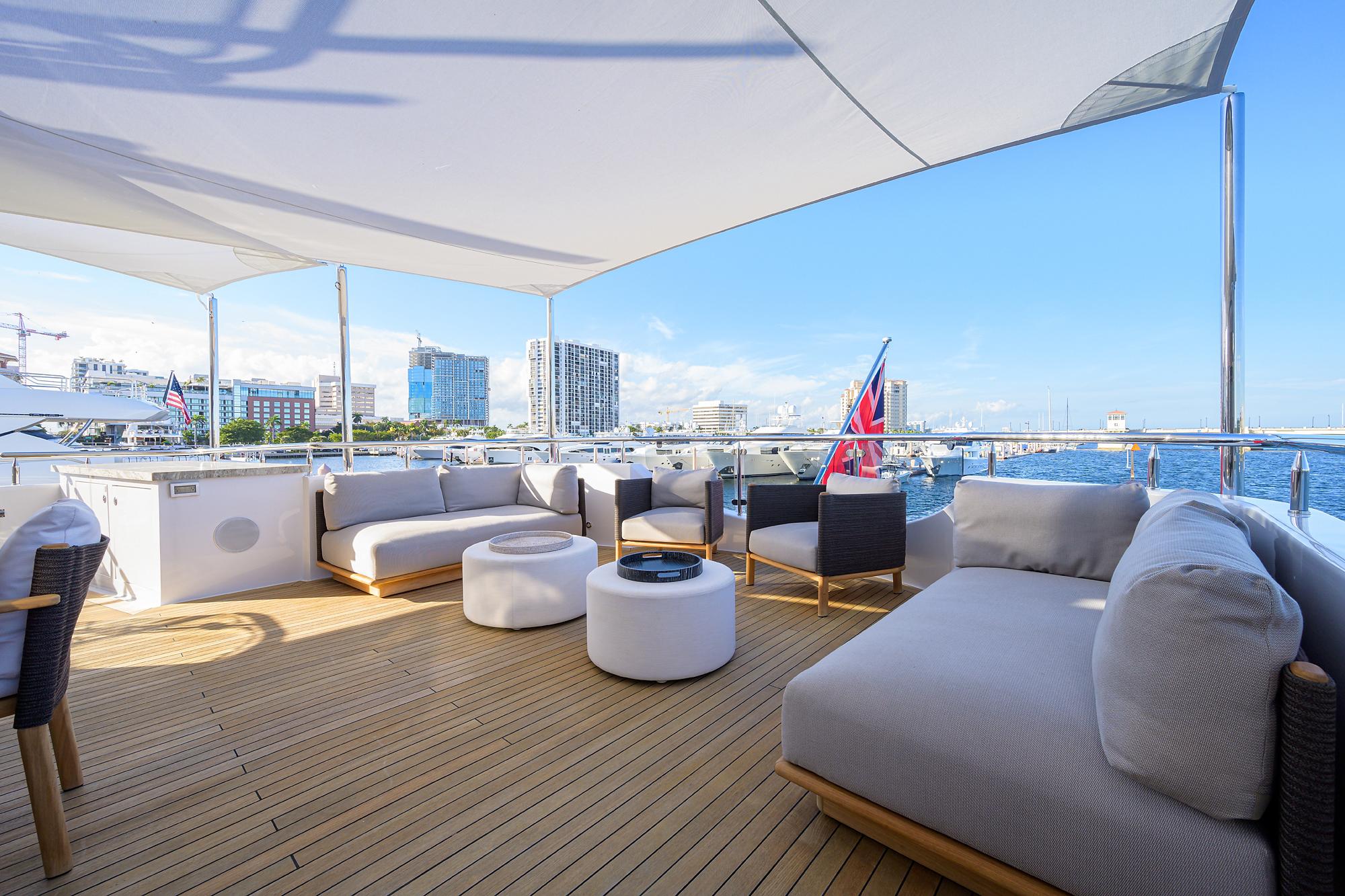 Westport 164 - Quantum of Solace - Bridge Deck Aft
