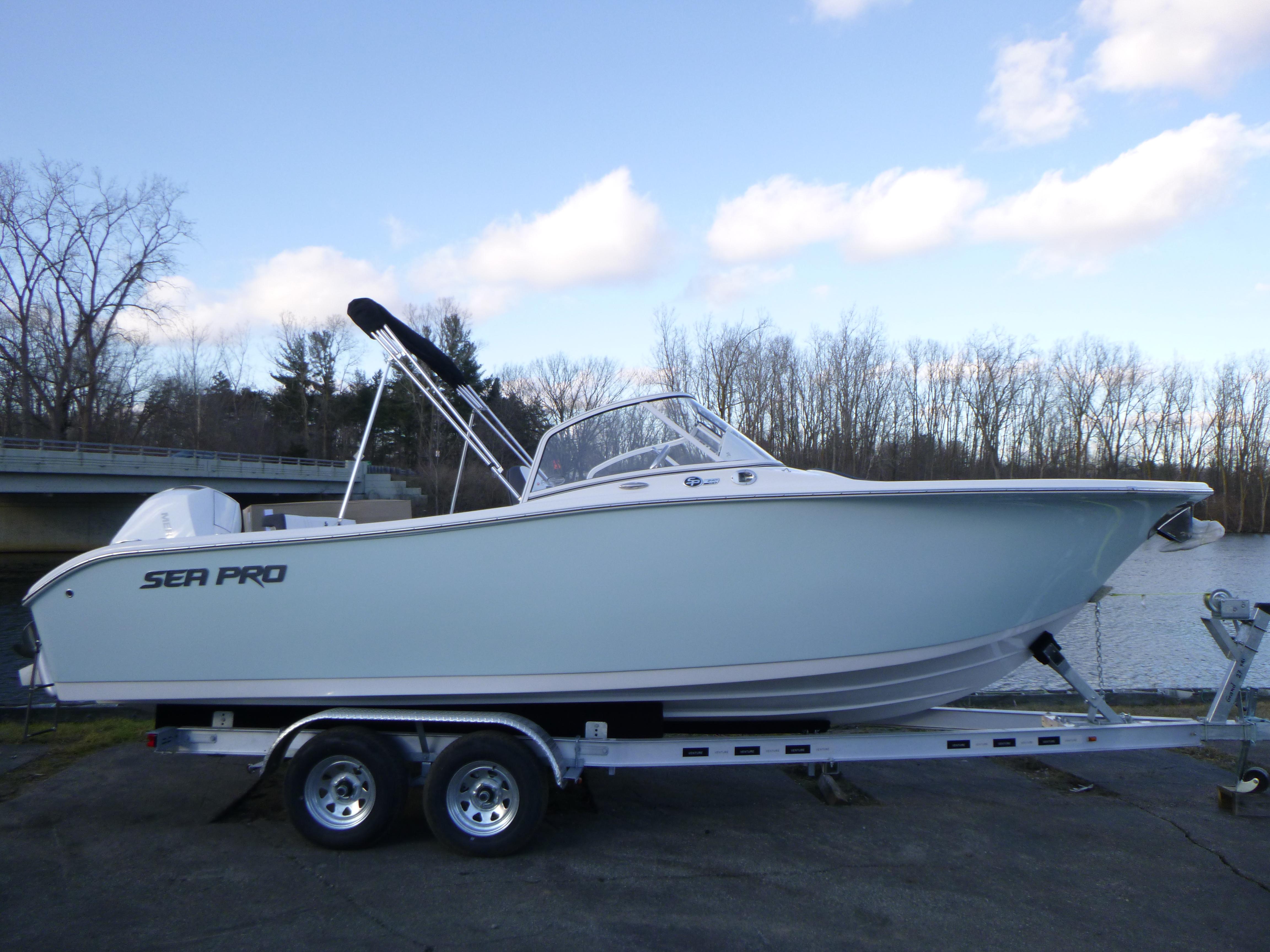2024 Sea Pro 240 Dual Console Gallery