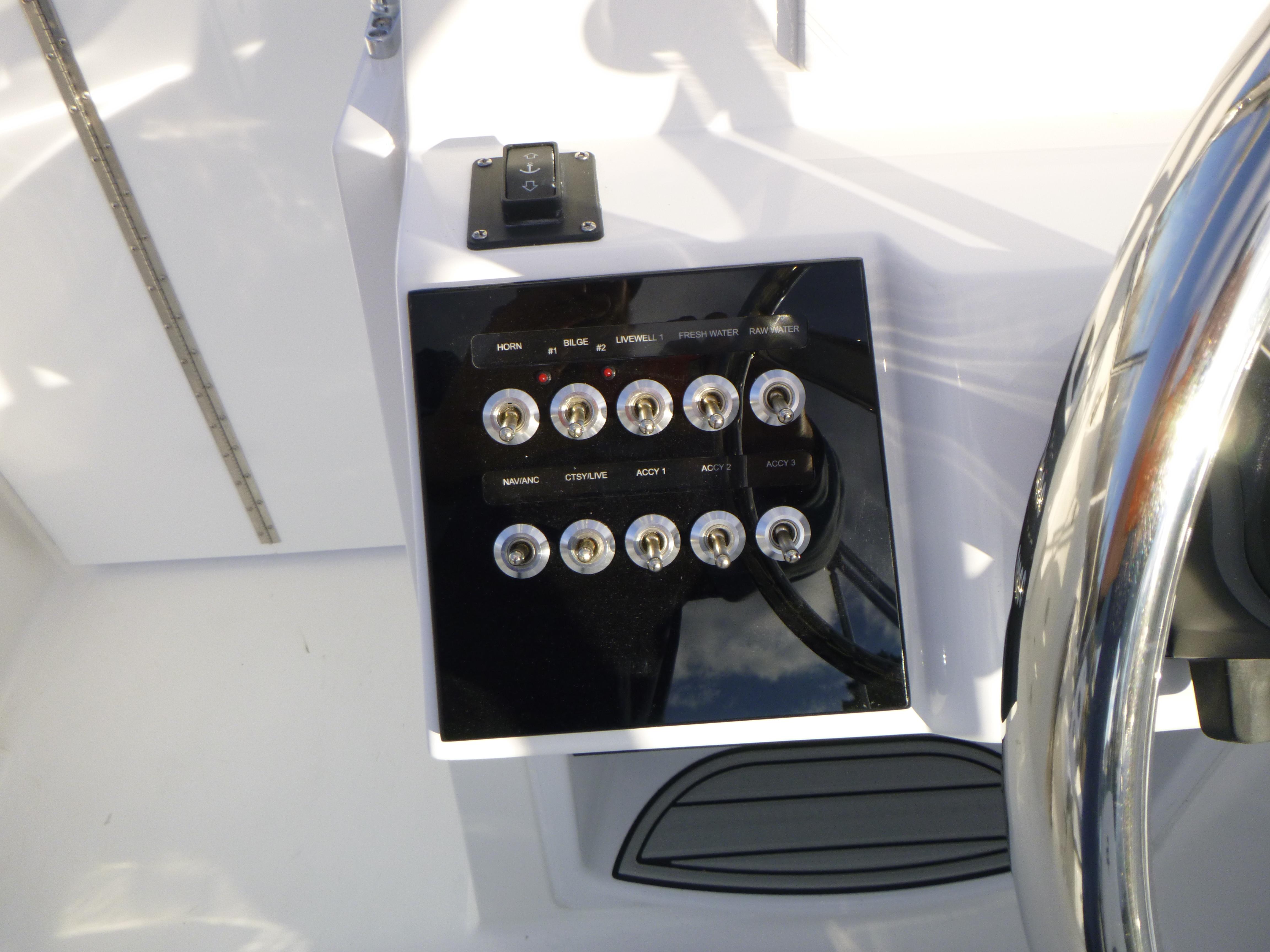 2024 Sea Pro 240 Dual Console Gallery