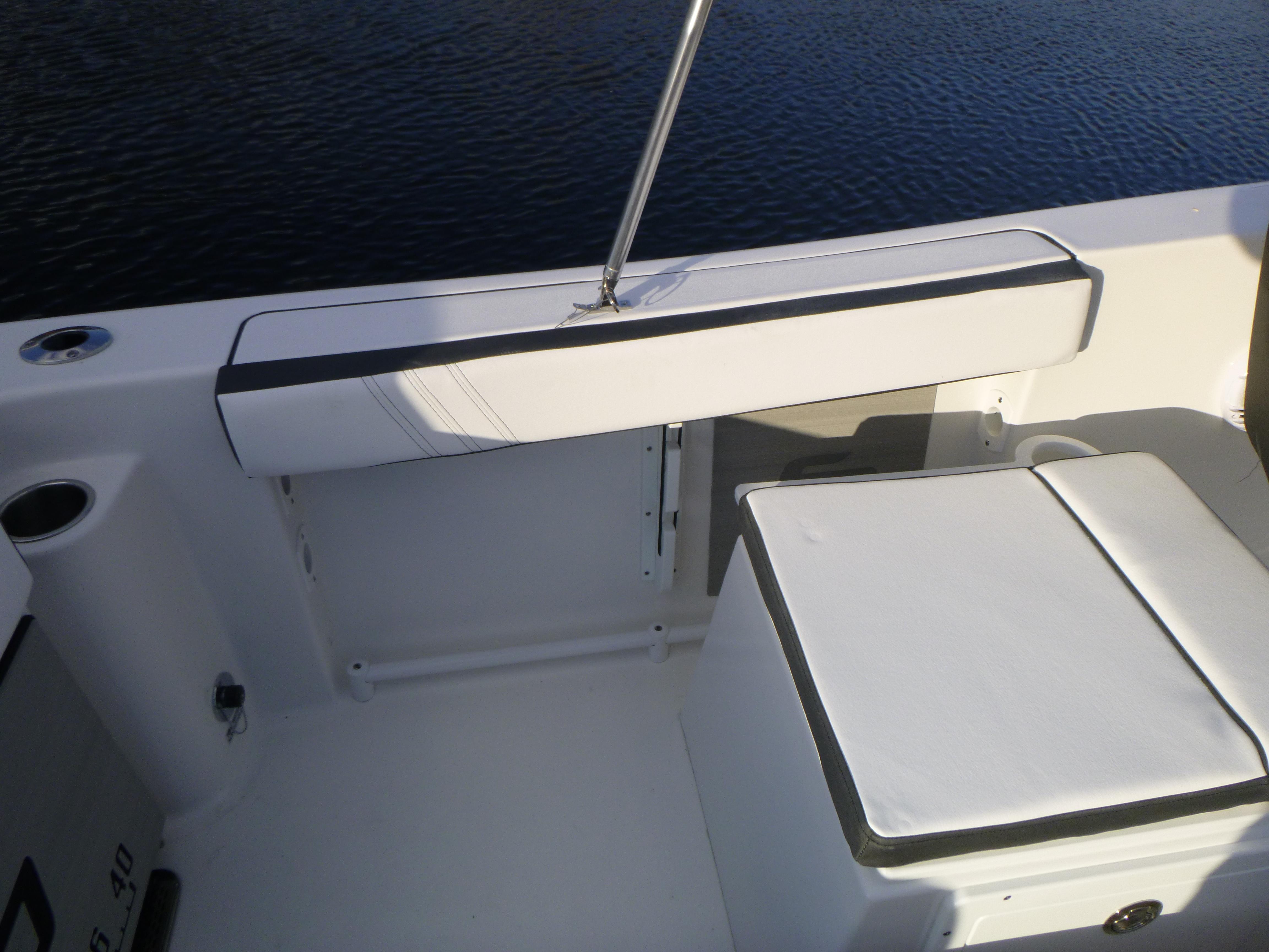 2024 Sea Pro 240 Dual Console Gallery