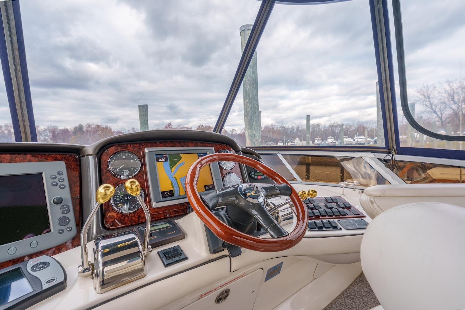 PA 10423 TT Knot 10 Yacht Sales PA 10423 TT Knot 10 Yacht Sales