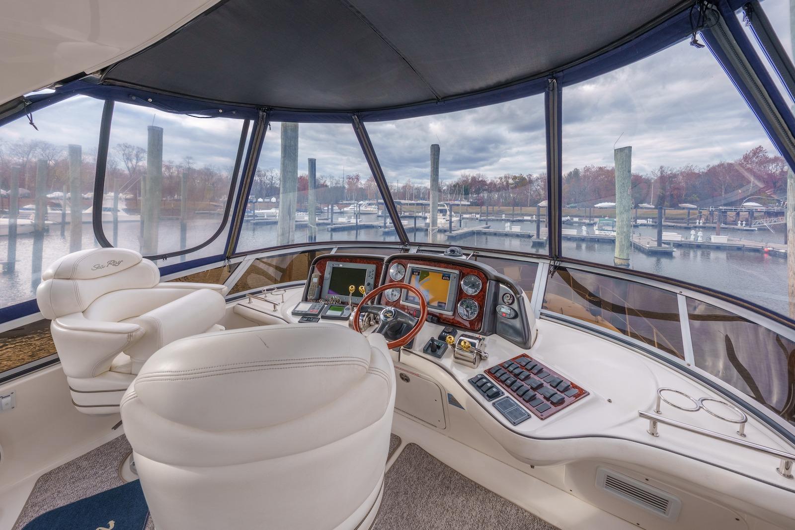 PA 10423 TT Knot 10 Yacht Sales PA 10423 TT Knot 10 Yacht Sales