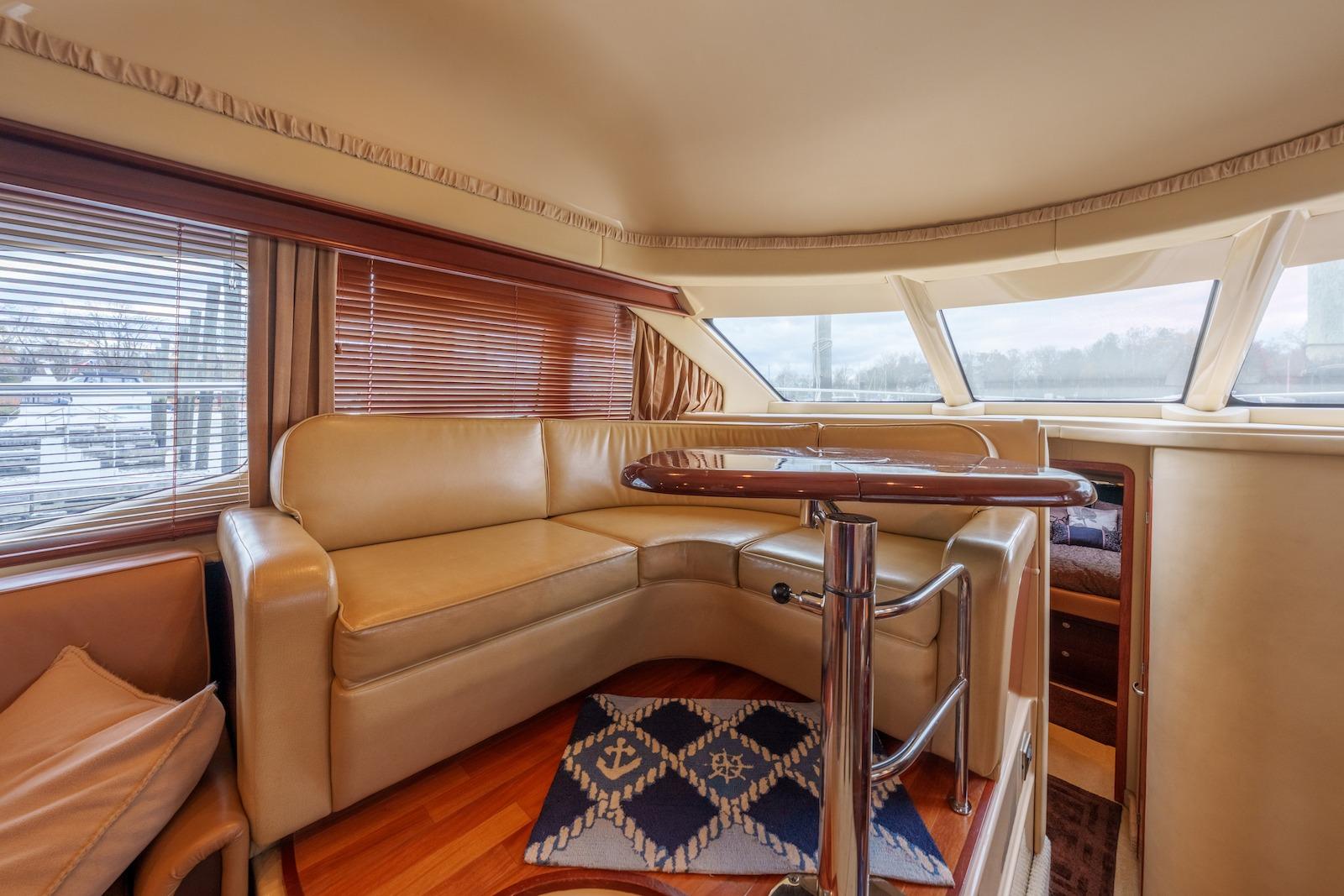 PA 10423 TT Knot 10 Yacht Sales PA 10423 TT Knot 10 Yacht Sales