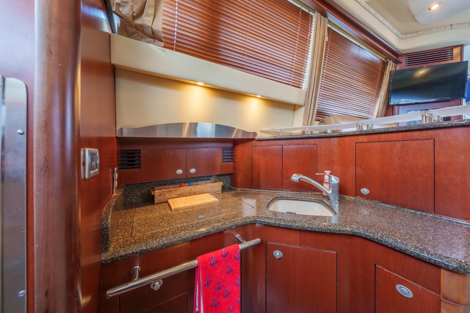 PA 10423 TT Knot 10 Yacht Sales PA 10423 TT Knot 10 Yacht Sales