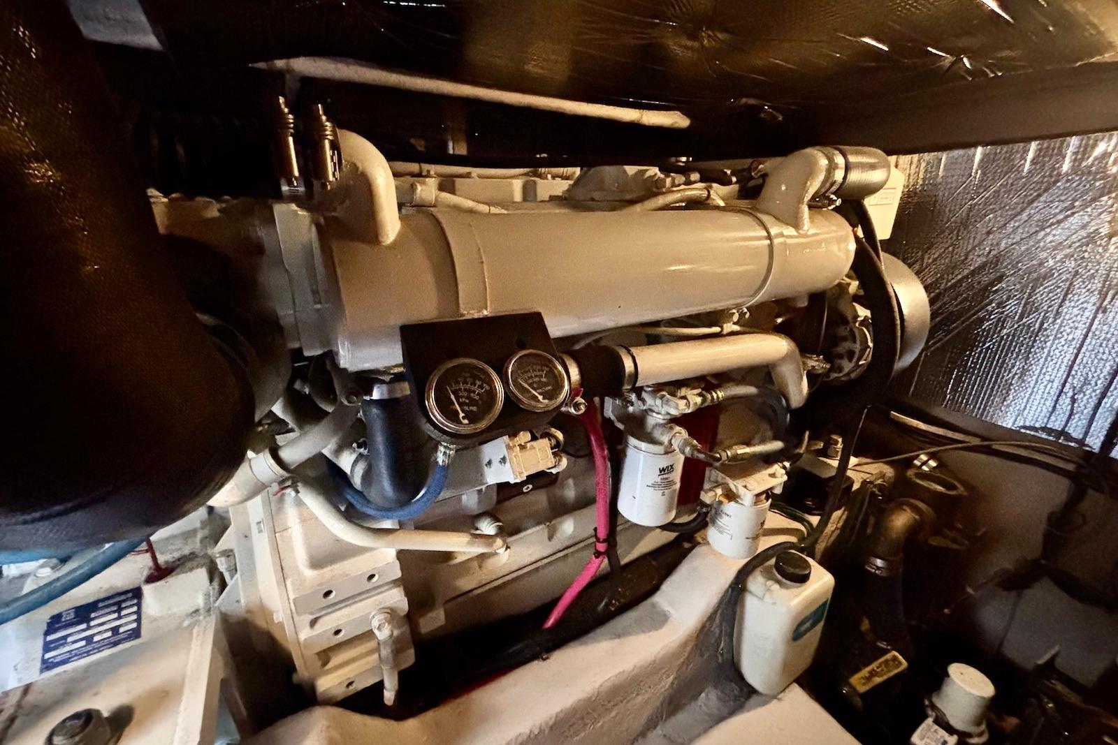 PA 10423 TT Knot 10 Yacht Sales PA 10423 TT Knot 10 Yacht Sales