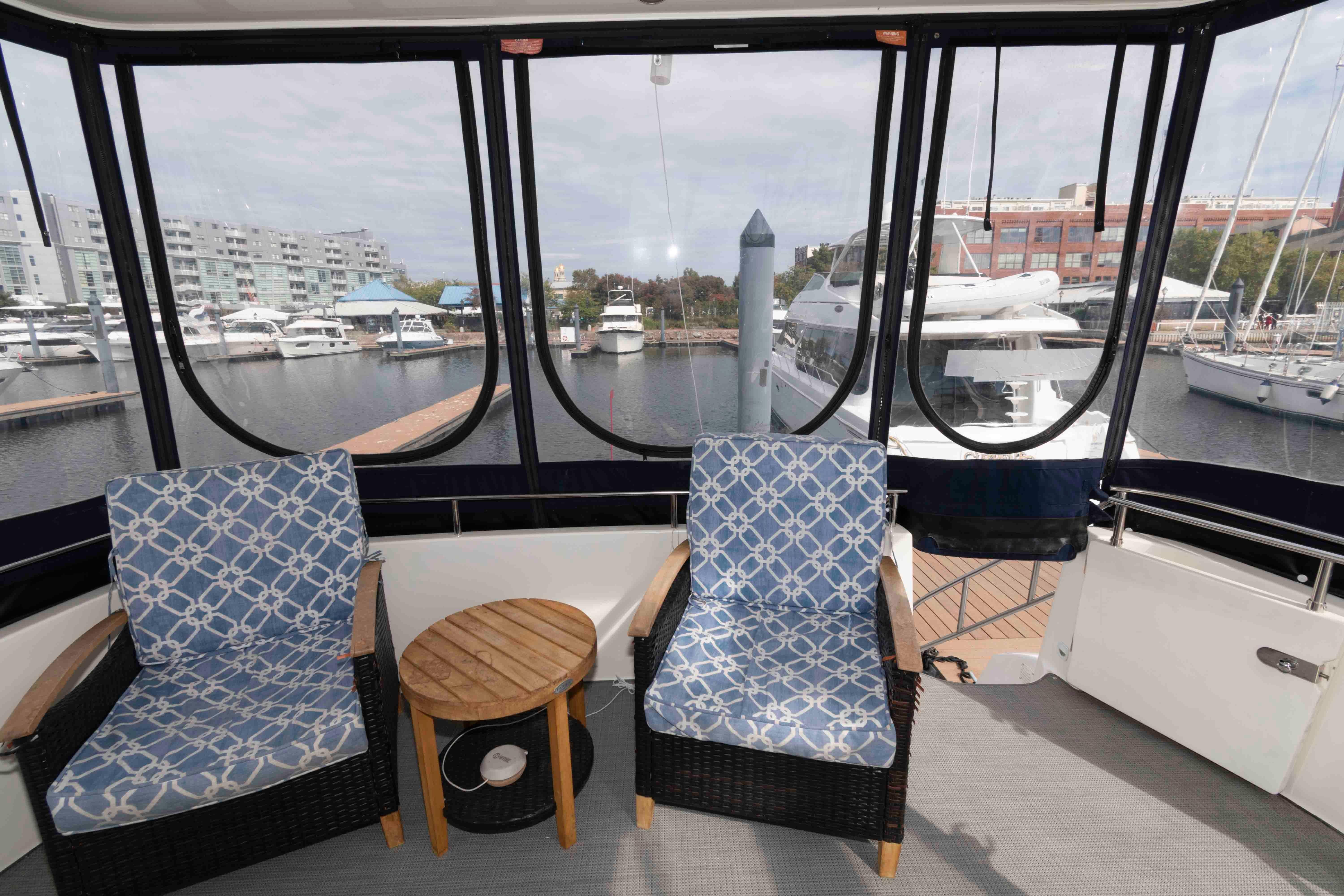 M 10418 TW Knot 10 Yacht Sales M 10418 TW Knot 10 Yacht Sales