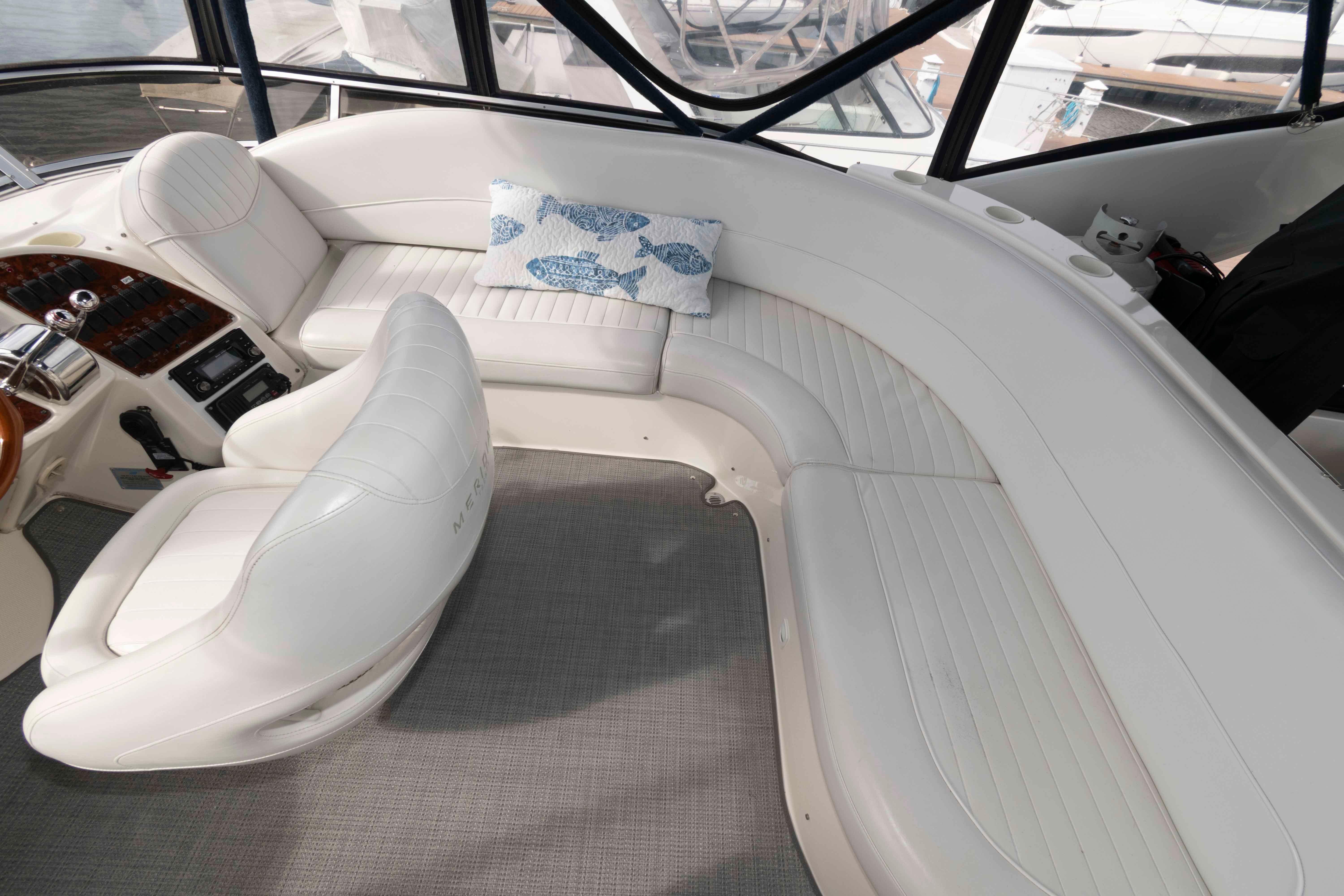 M 10418 TW Knot 10 Yacht Sales M 10418 TW Knot 10 Yacht Sales