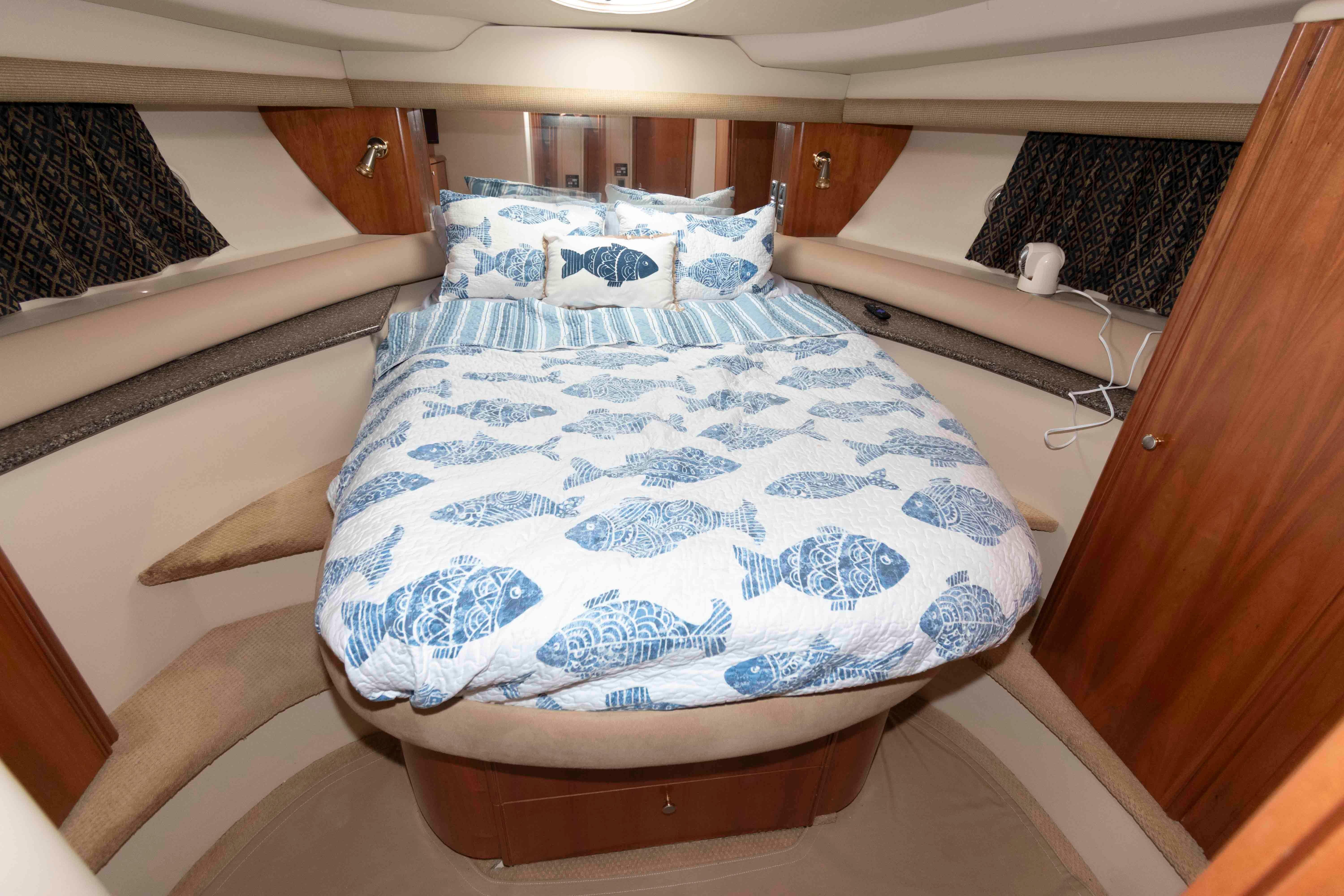 M 10418 TW Knot 10 Yacht Sales M 10418 TW Knot 10 Yacht Sales