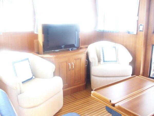 Salon Starboard
