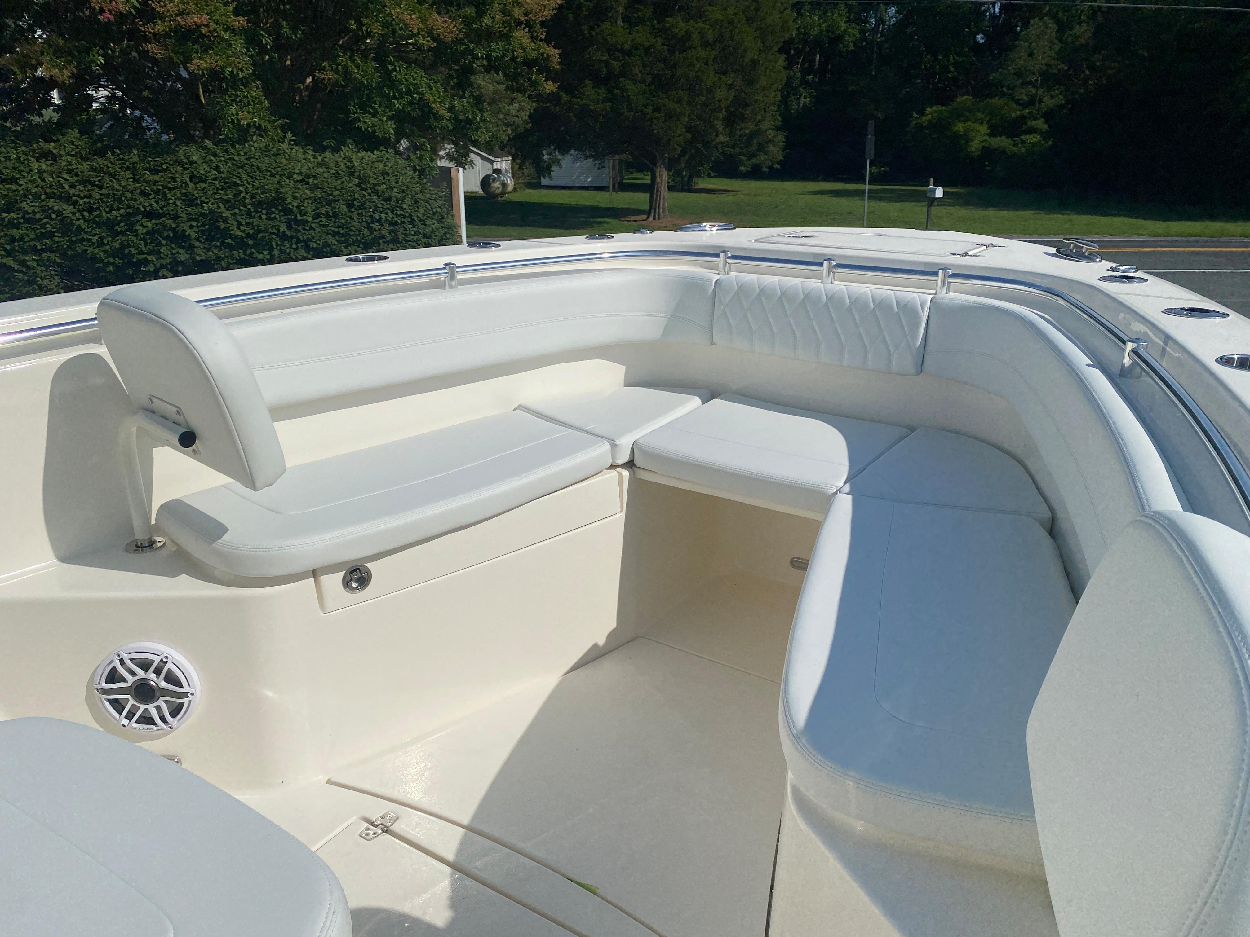 2024 Cobia 280 Center Console-18