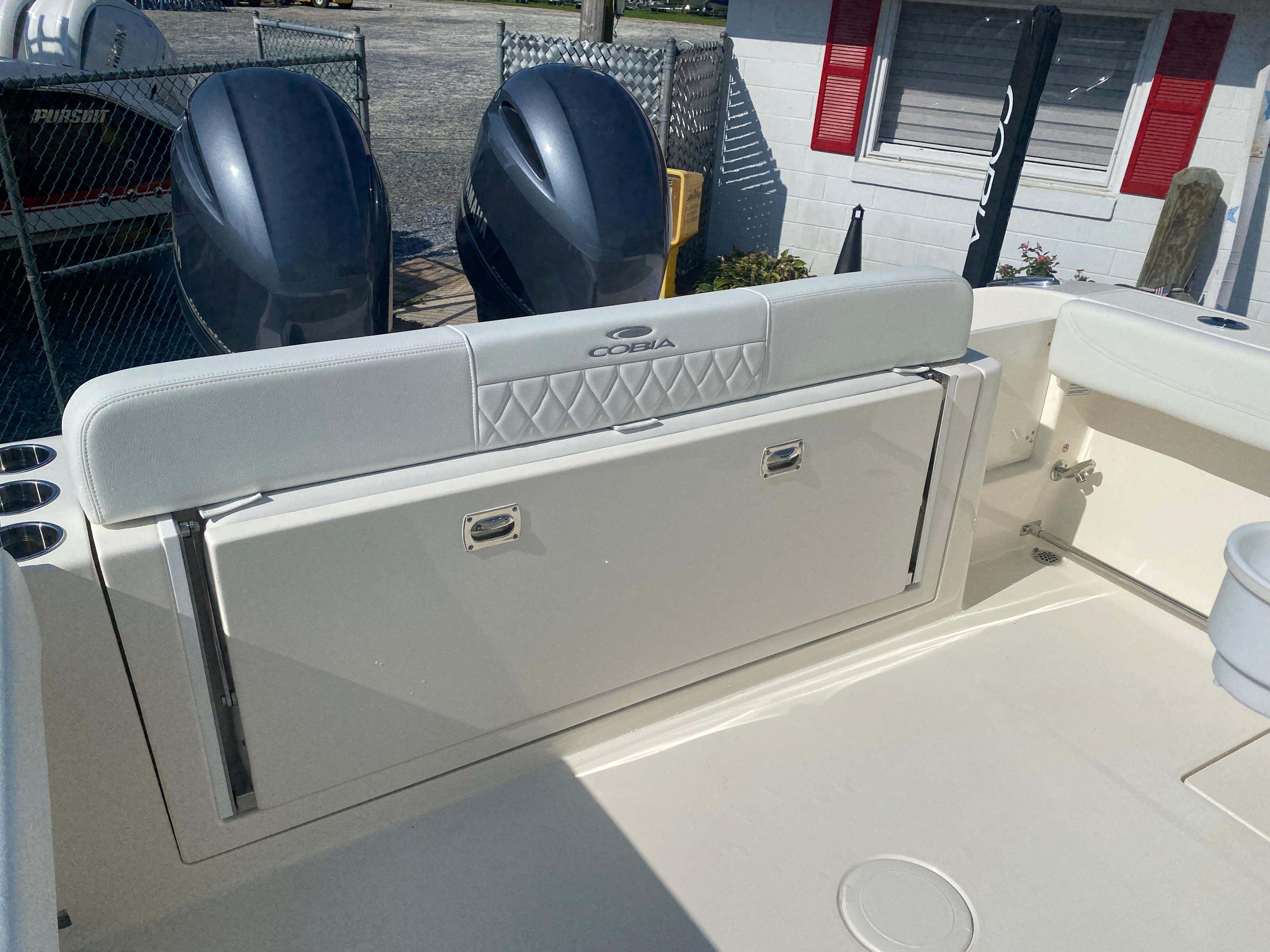 2024 Cobia 280 Center Console-43