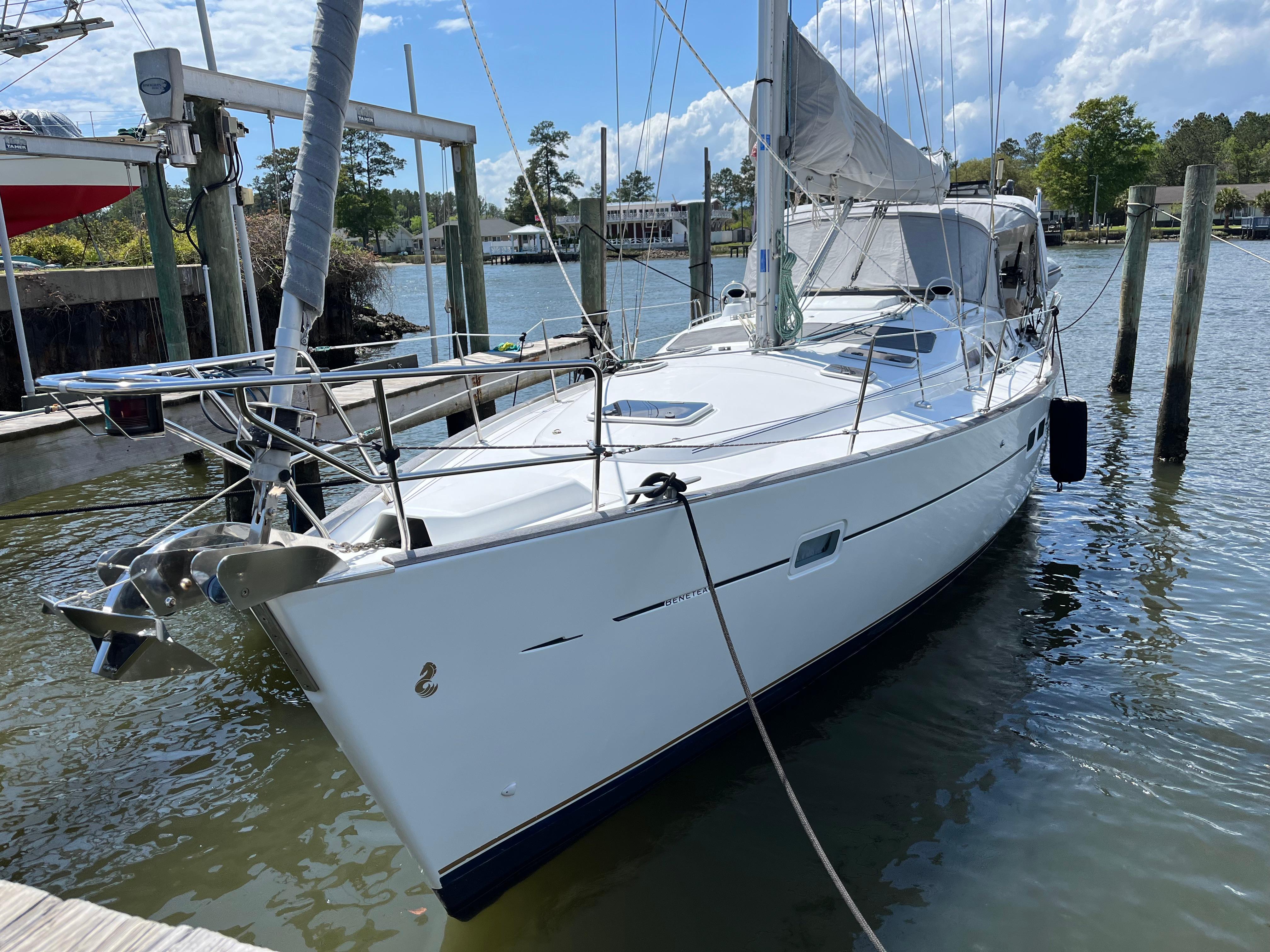 Yacht Photos Pics