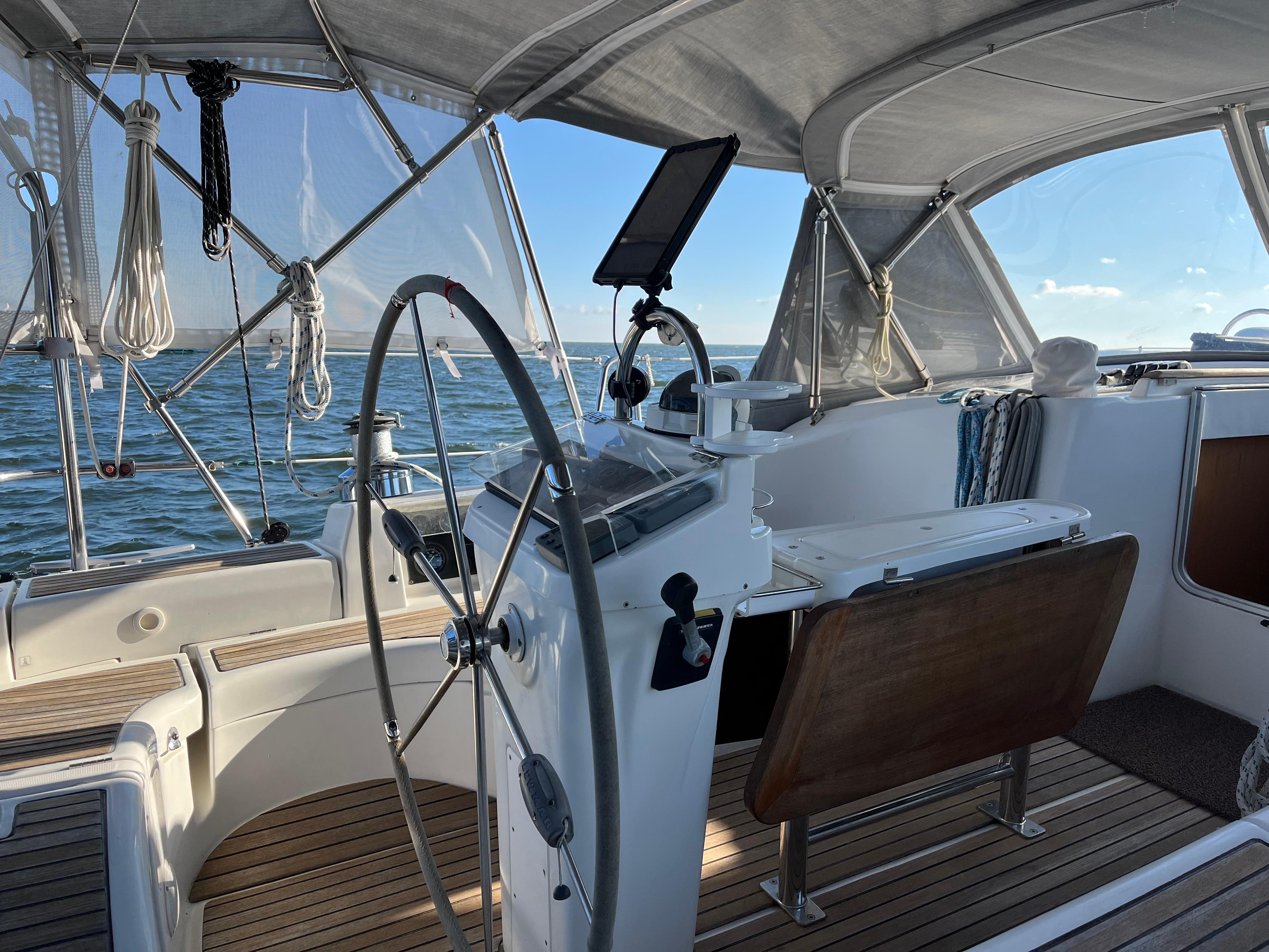 Yacht Photos Pics