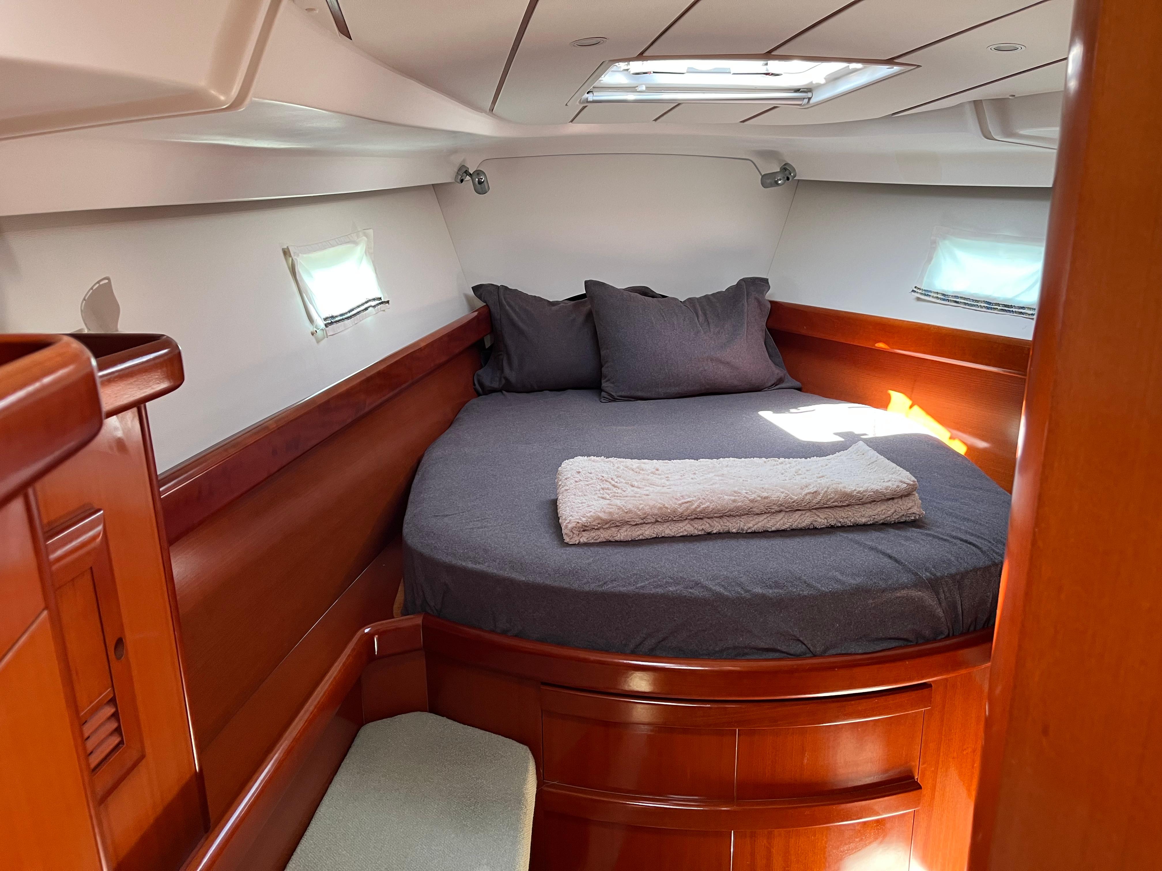 Yacht Photos Pics