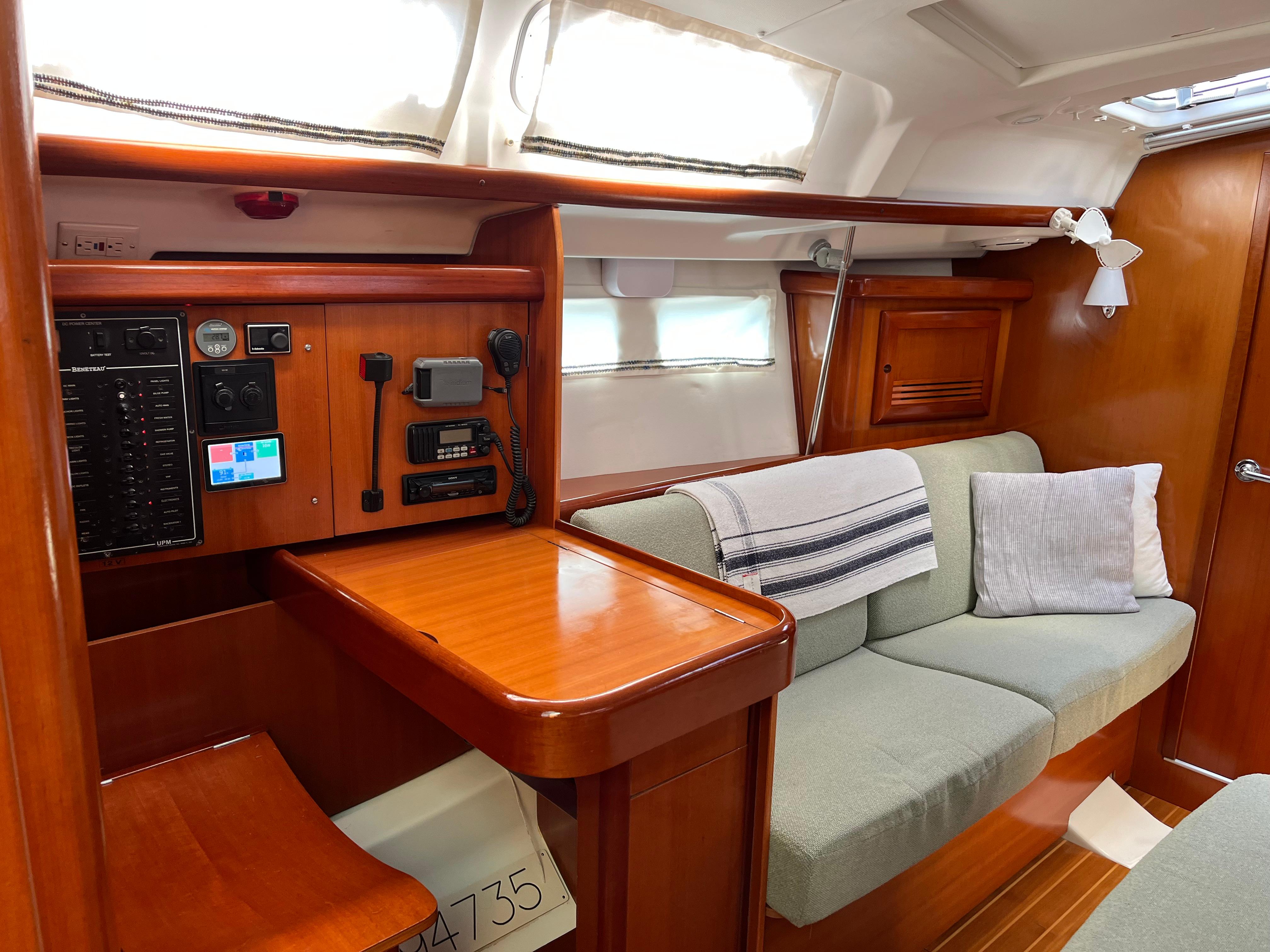 Yacht Photos Pics