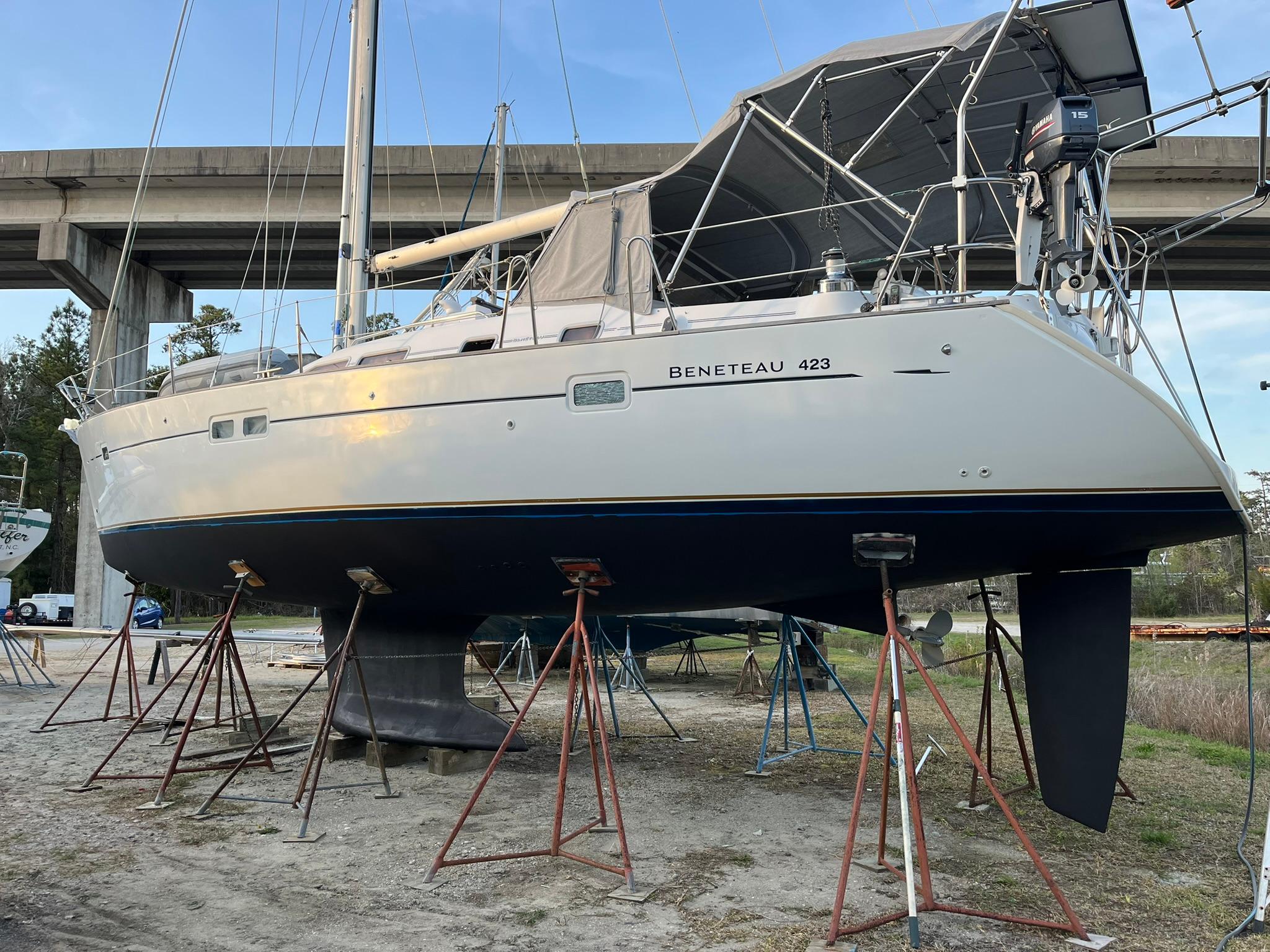 Yacht Photos Pics