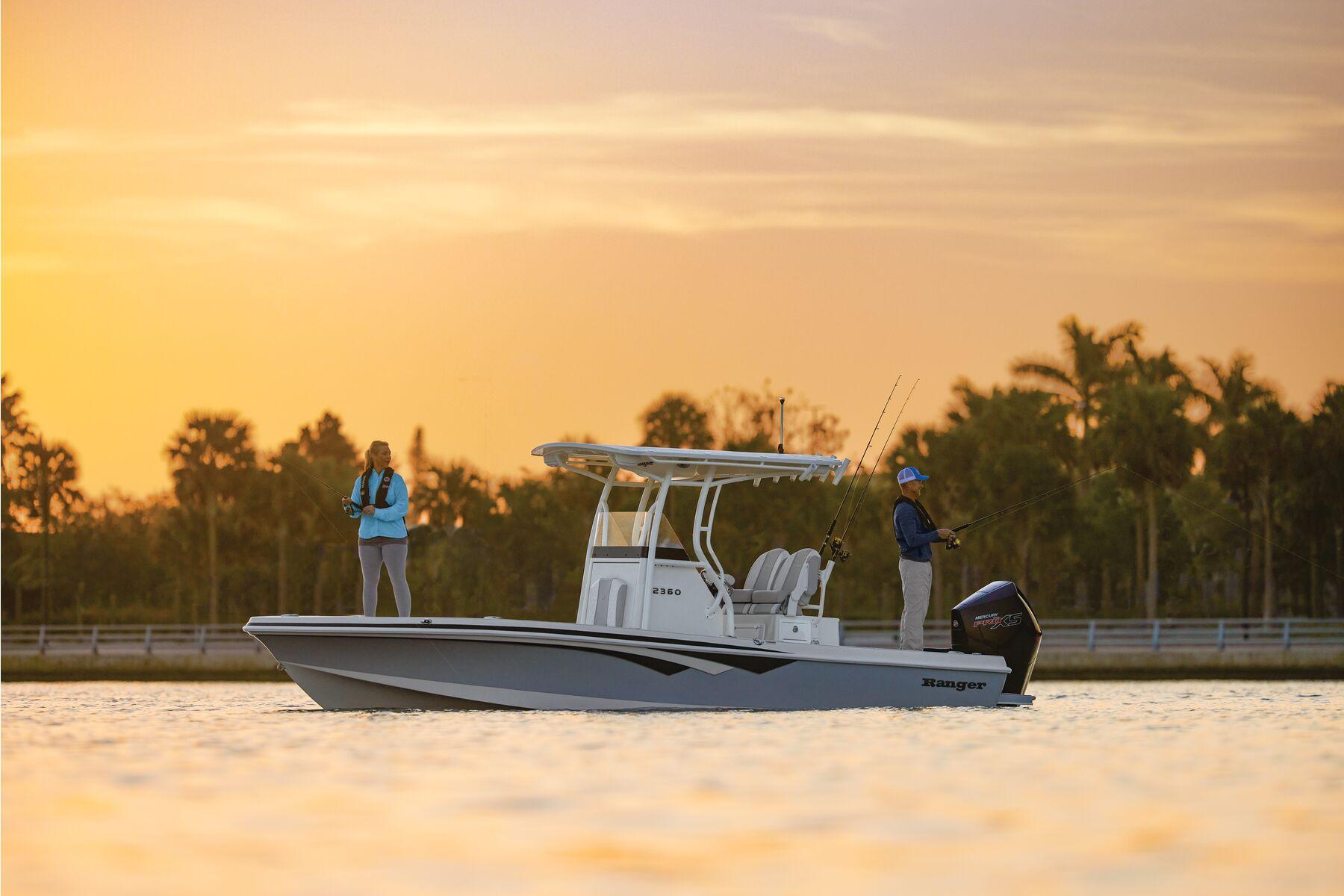 2024 Ranger 2360 Bay Gallery
