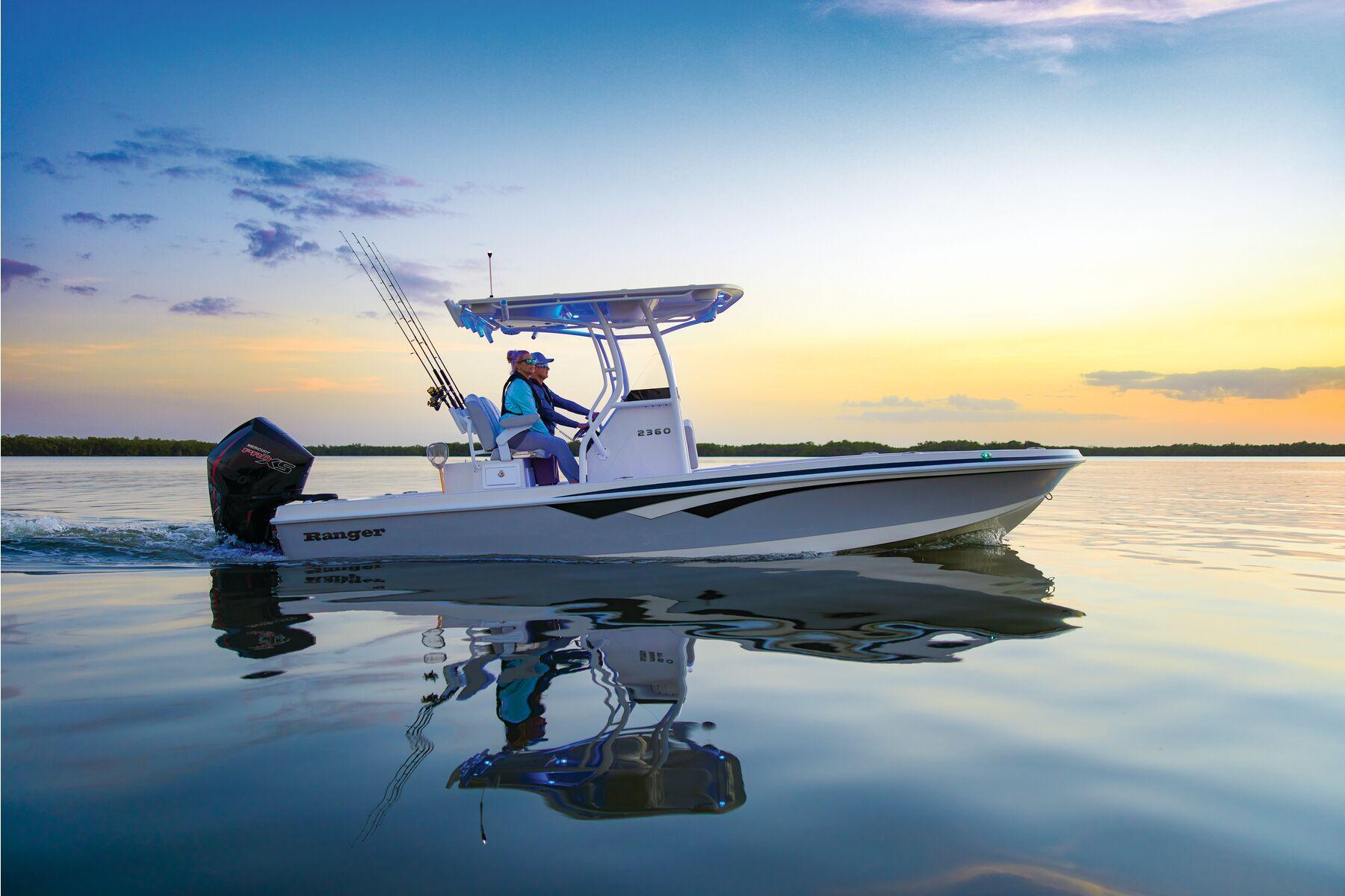 2024 Ranger 2360 Bay Gallery