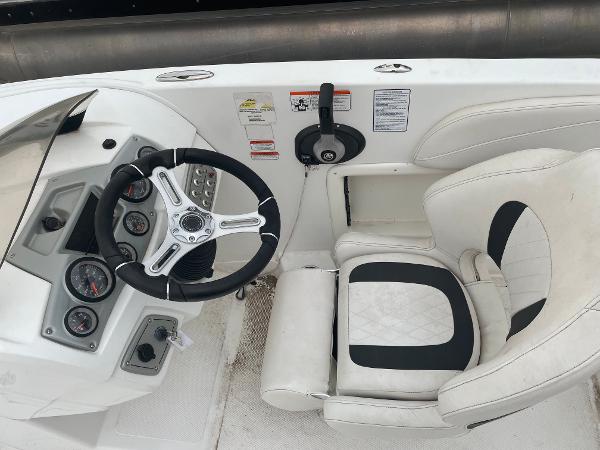 2016 Tahoe boat for sale, model of the boat is 2150 & Image # 6 of 11