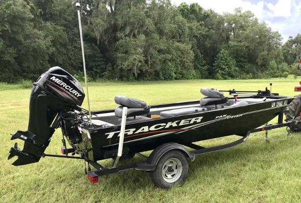 2019 Tracker Boats boat for sale, model of the boat is Panfish™ 16 & Image # 3 of 12