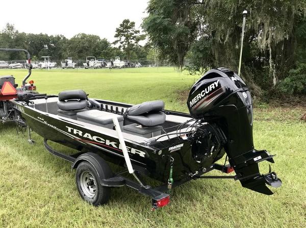 2019 Tracker Boats boat for sale, model of the boat is Panfish™ 16 & Image # 5 of 12