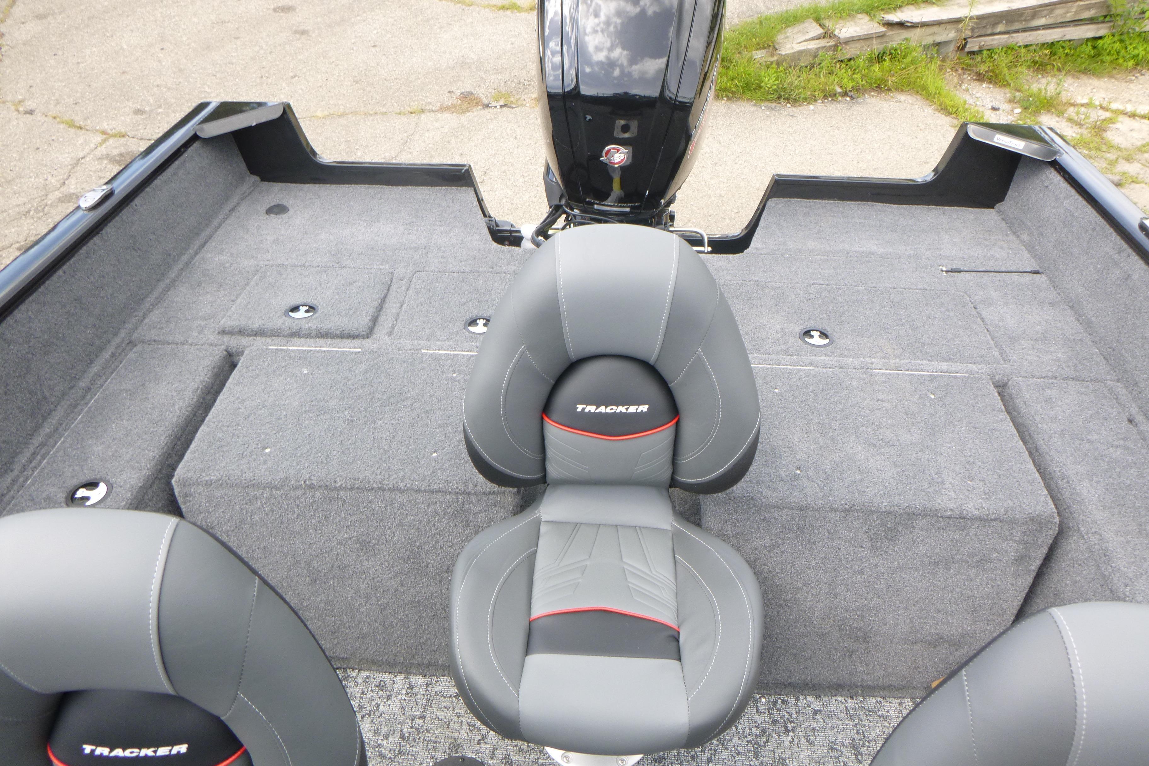 2026 Tracker Pro Guide V-175 Combo Gallery