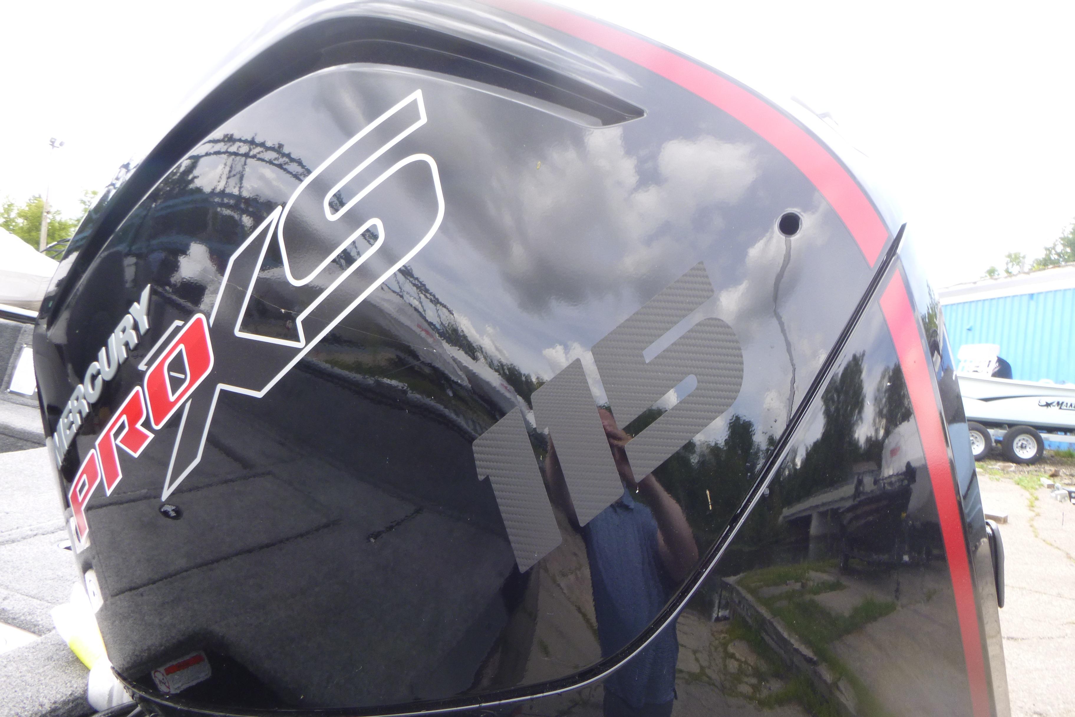 2026 Tracker Pro Guide V-175 Combo Gallery