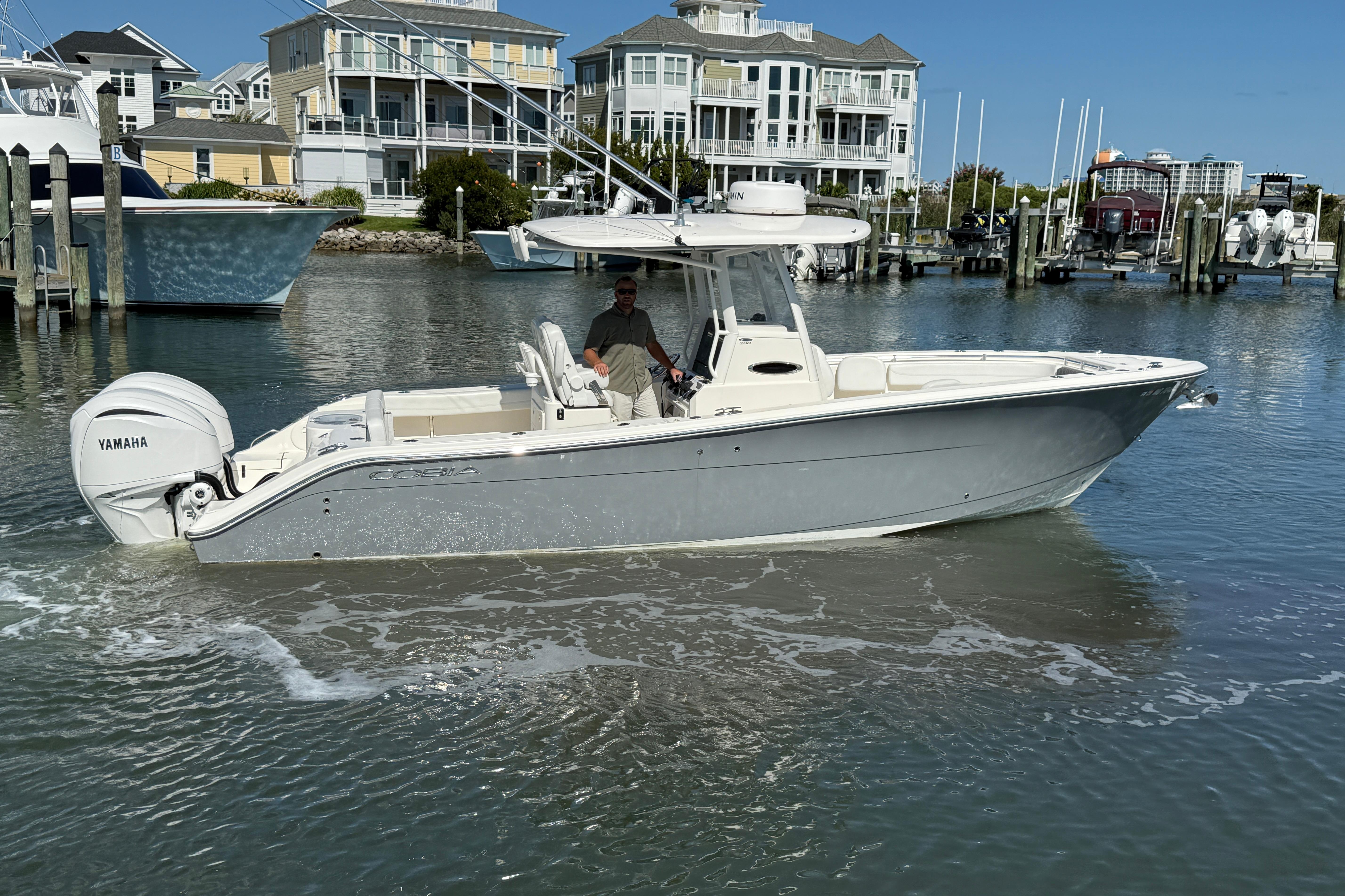 2023 Cobia 280 Center Console-10