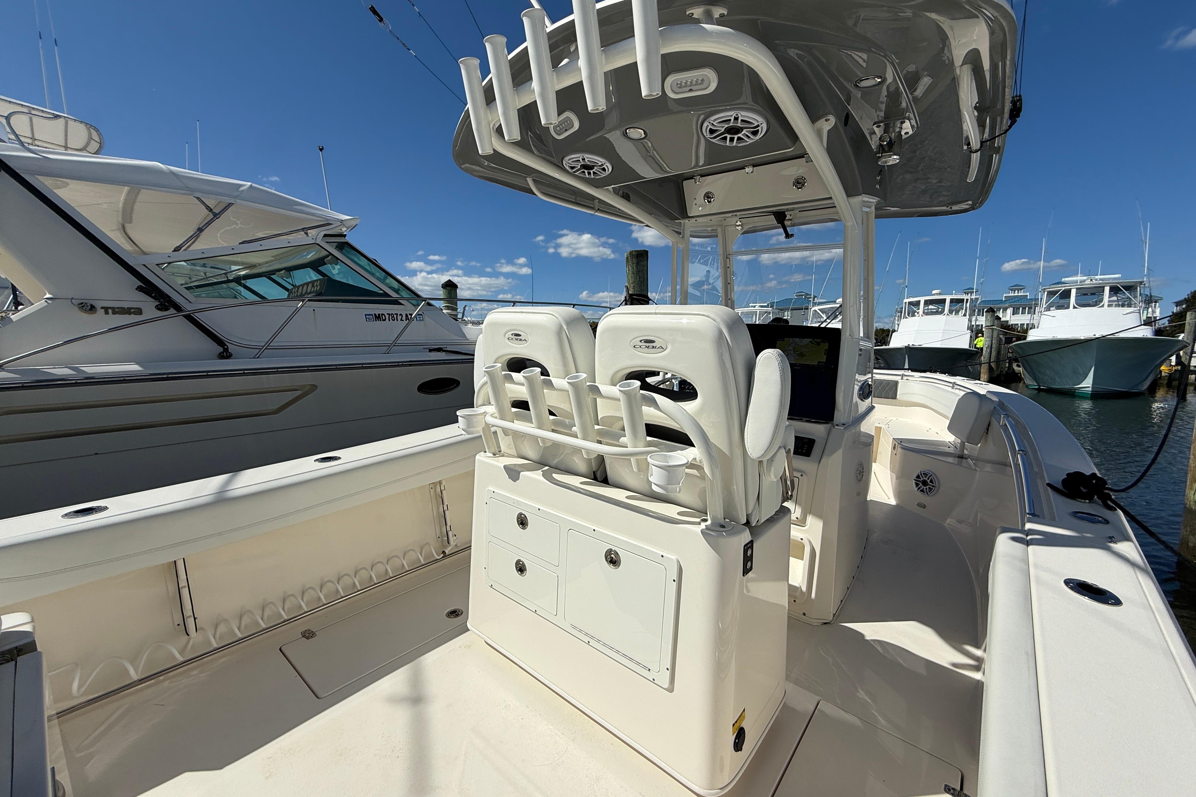 2023 Cobia 280 Center Console-14