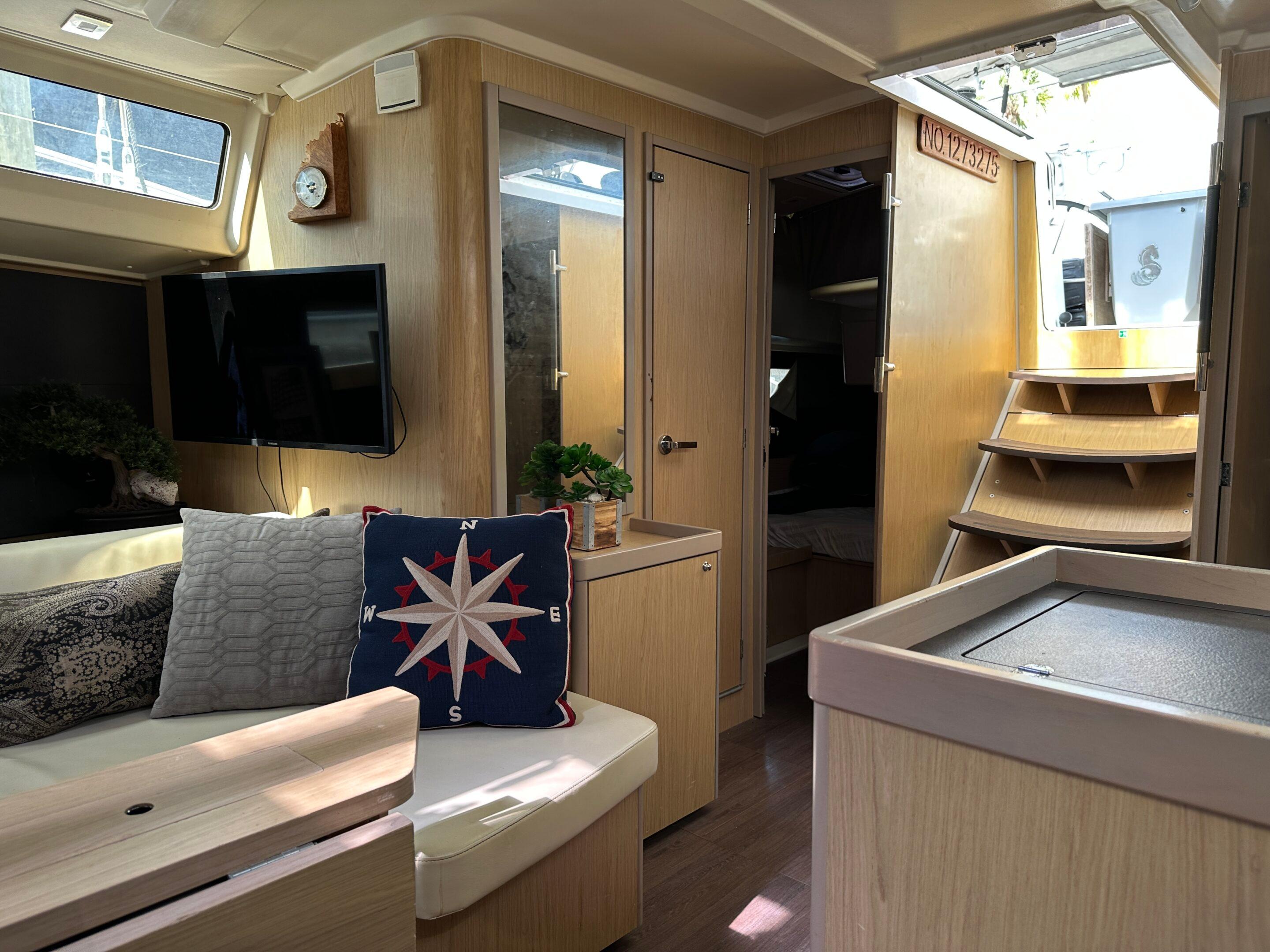 Yacht Photos Pics
