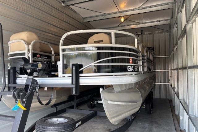 2023 Sun Tracker SportFish 20 DLX