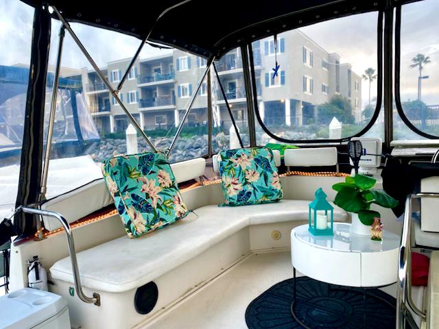 Flybridge Seating