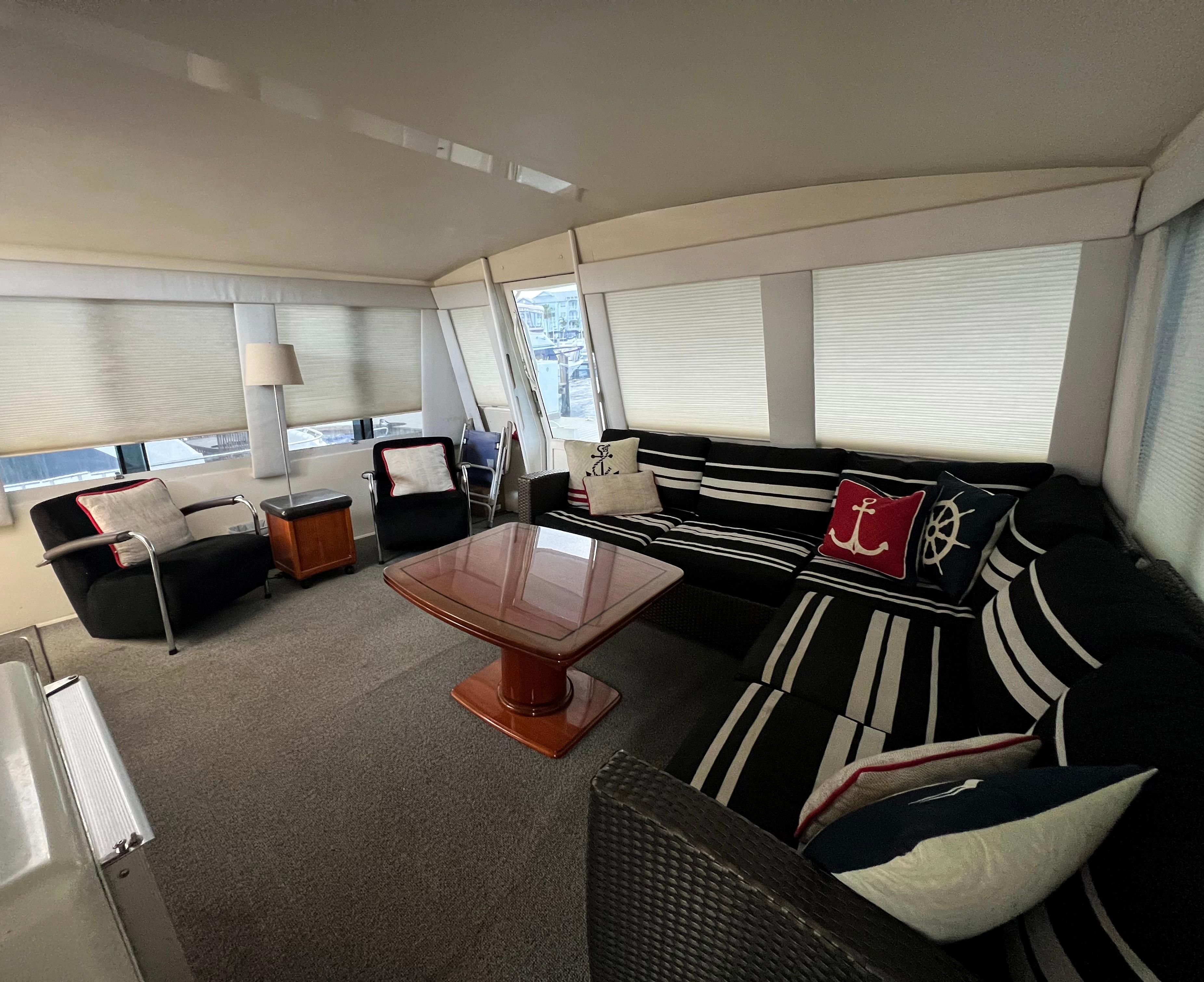 Viking-60 Cockpit Sport Yacht 1996-Sea Tiger FL-US-Luxurious interior of a 1996 Viking 60 Cockpit Sport Yacht with stylish seating and nautical decor.-9787053 | Thumbnail