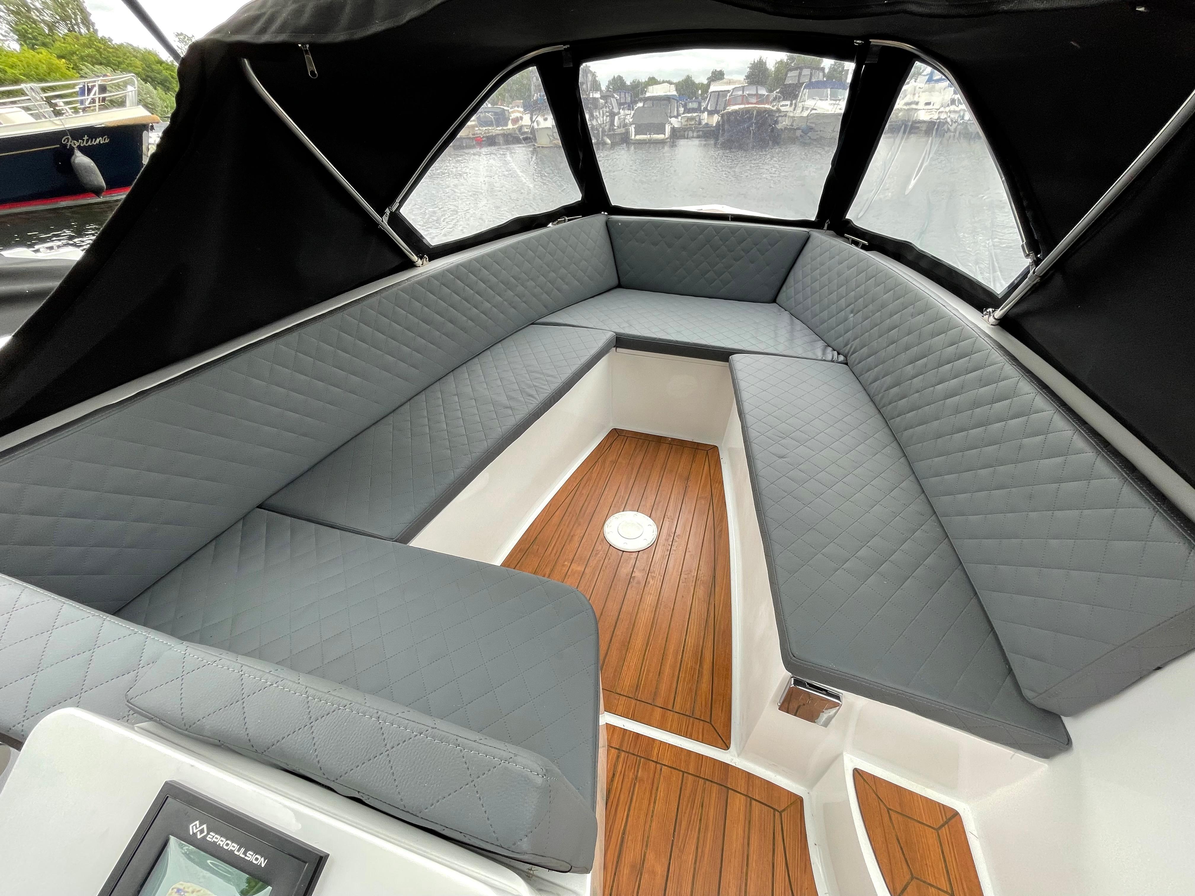 2023 Alonsea 560 Electric