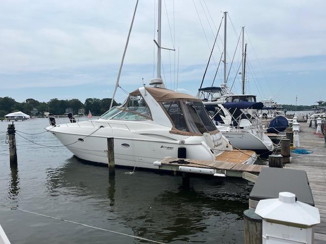 2001-cruisers-yachts-3672-express-power-9867068-20250709163018661-1