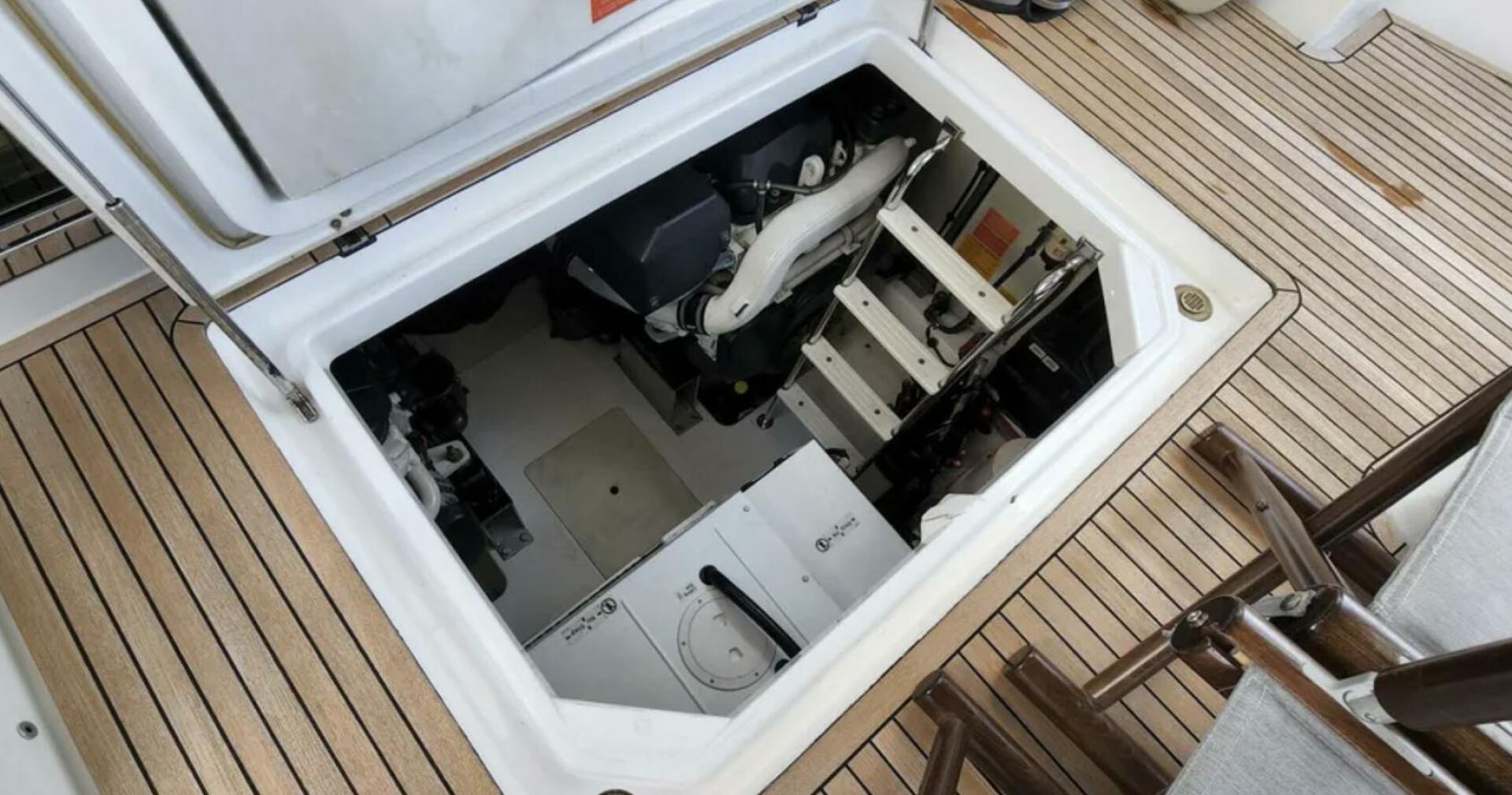 2016-azimut-50-flybridge-power-9687070-981921071-0-100620250218-44