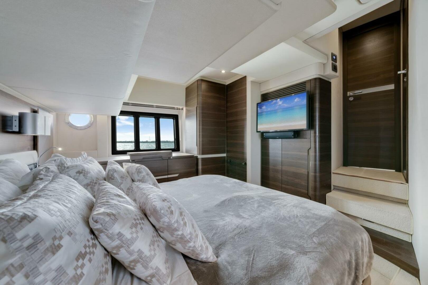 2016-azimut-50-flybridge-power-9687070-981921075-0-100620250217-29