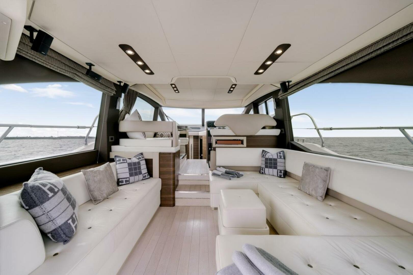 2016-azimut-50-flybridge-power-9687070-981921087-0-100620250217-12