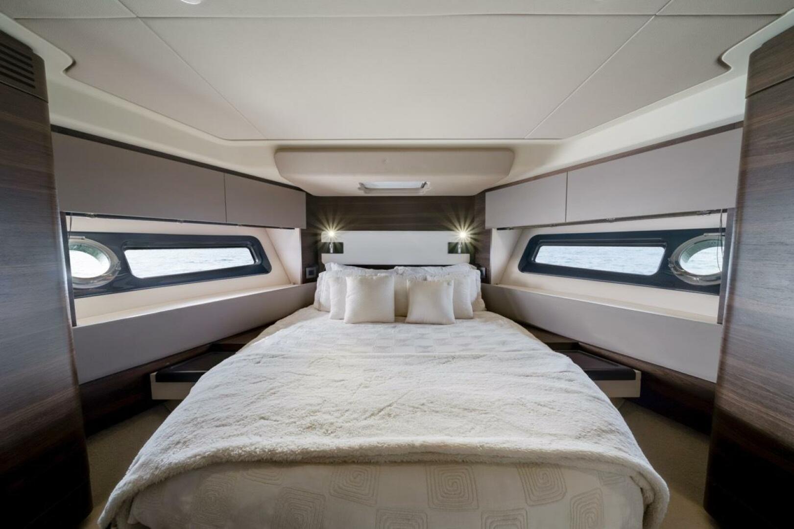2016-azimut-50-flybridge-power-9687070-981921110-0-100620250217-25