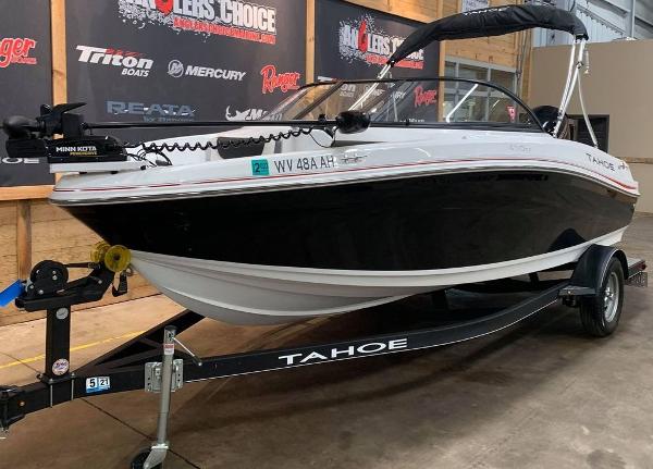 2020 Tahoe boat for sale, model of the boat is 450 TF & Image # 7 of 19
