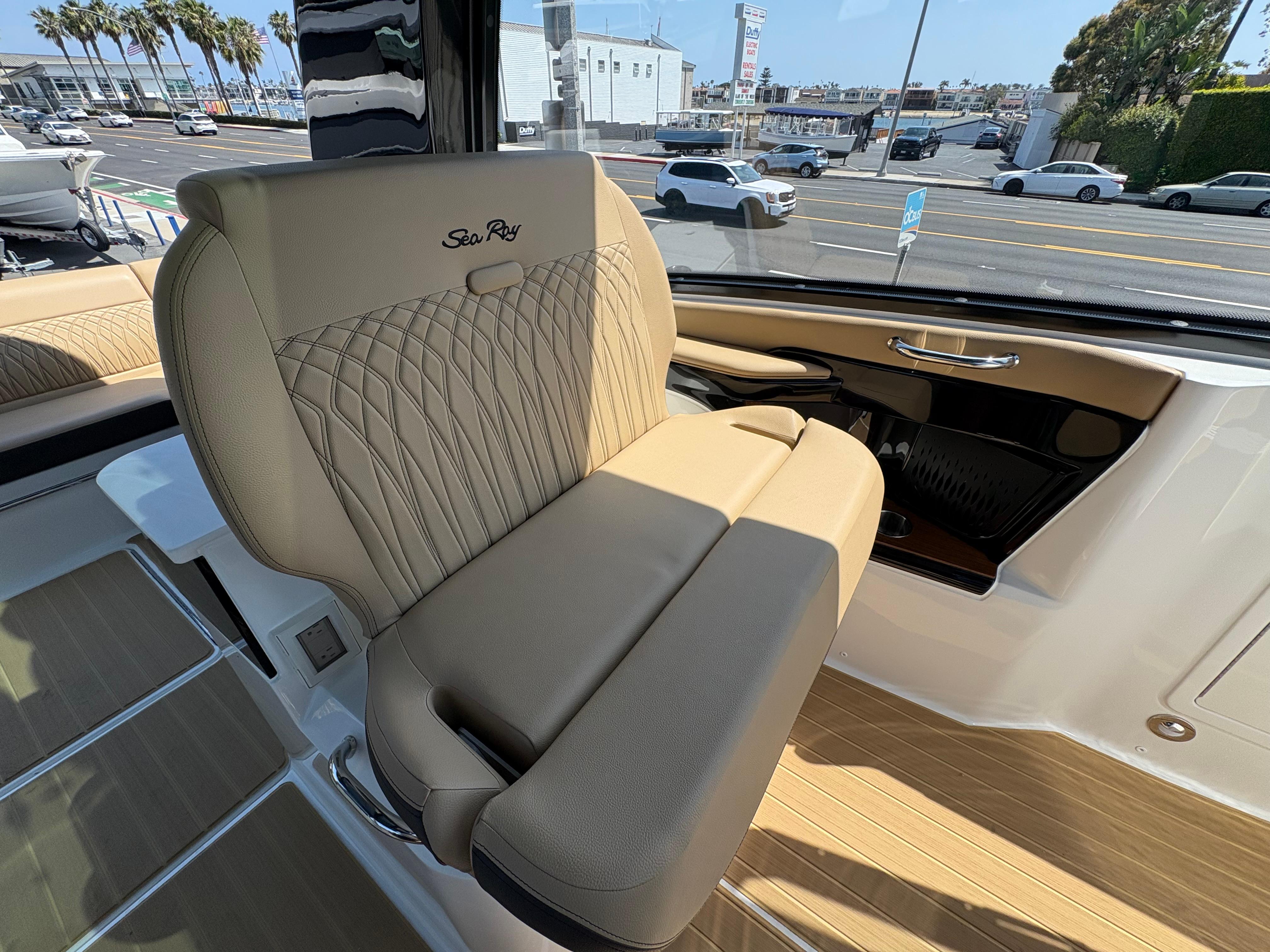 2025 Sea Ray Sundancer 370 Outboard #S1715K inventory image at Sun Country Marine Group, San Diego Harbor Island 2025 Sea Ray Sundancer 370 Outboard #S1715K inventory image at Sun Country Marine Group, San Diego Harbor Island