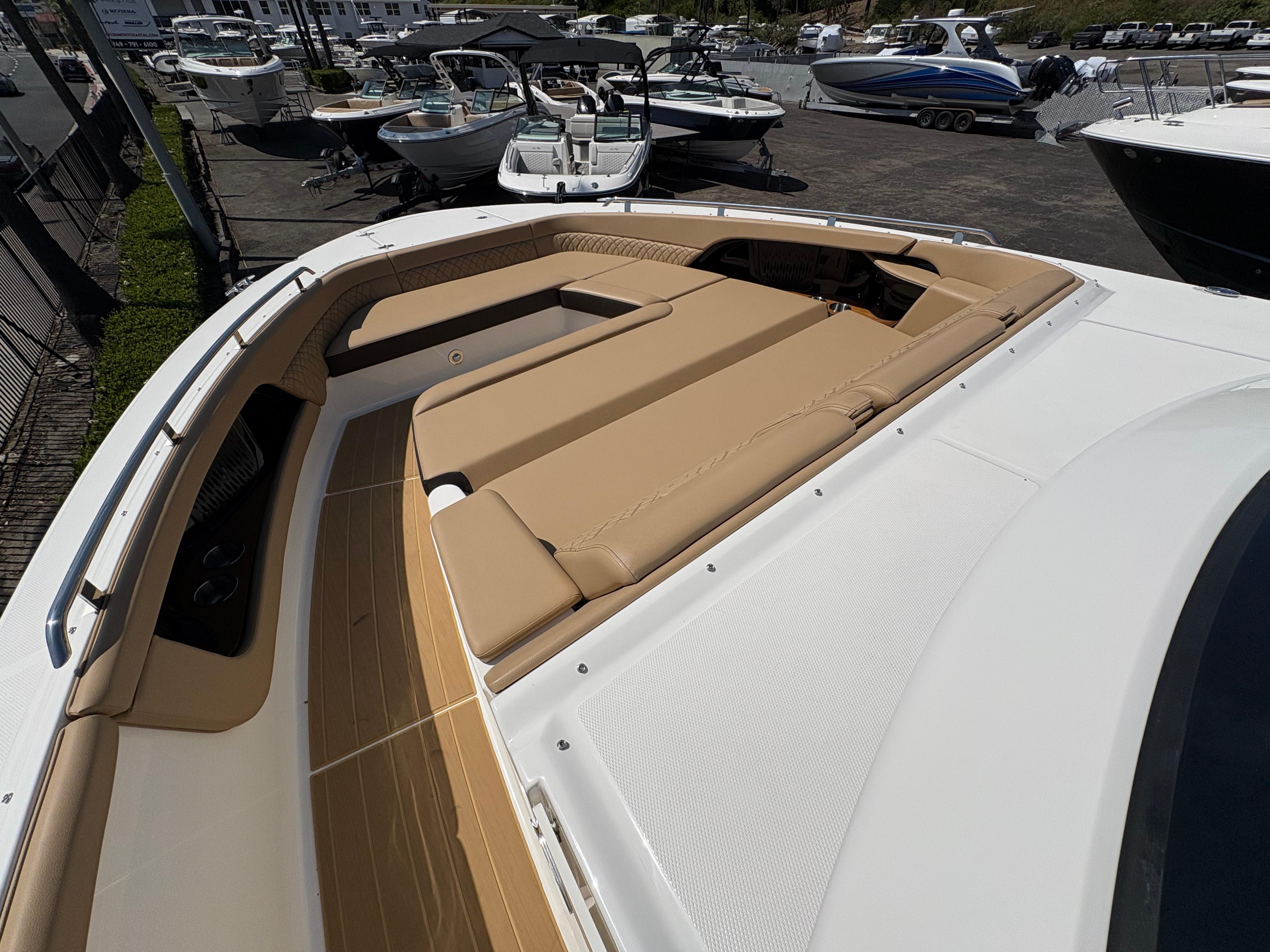 2025 Sea Ray Sundancer 370 Outboard #S1715K inventory image at Sun Country Marine Group, San Diego Harbor Island 2025 Sea Ray Sundancer 370 Outboard #S1715K inventory image at Sun Country Marine Group, San Diego Harbor Island
