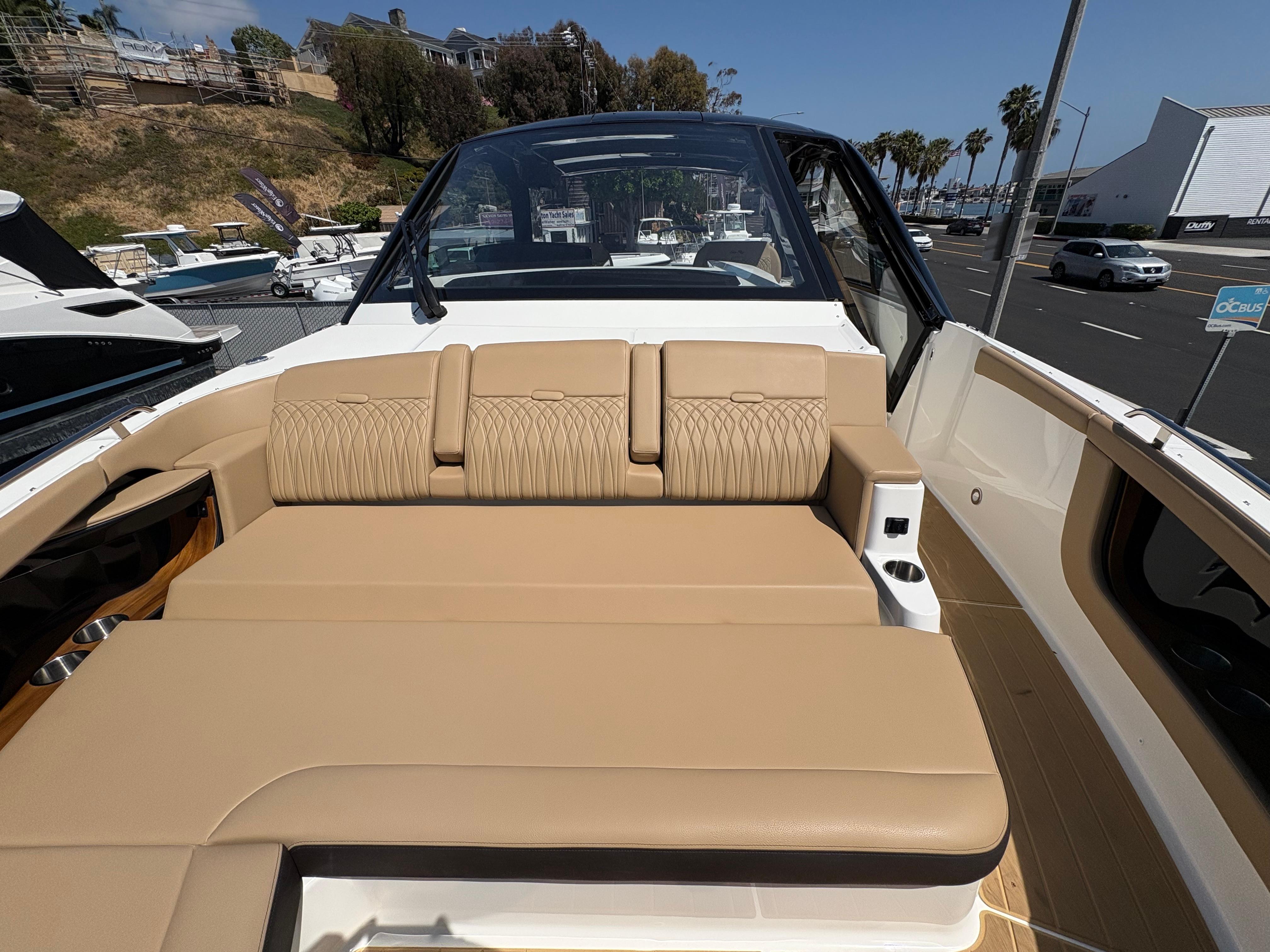 2025 Sea Ray Sundancer 370 Outboard #S1715K inventory image at Sun Country Marine Group, San Diego Harbor Island 2025 Sea Ray Sundancer 370 Outboard #S1715K inventory image at Sun Country Marine Group, San Diego Harbor Island
