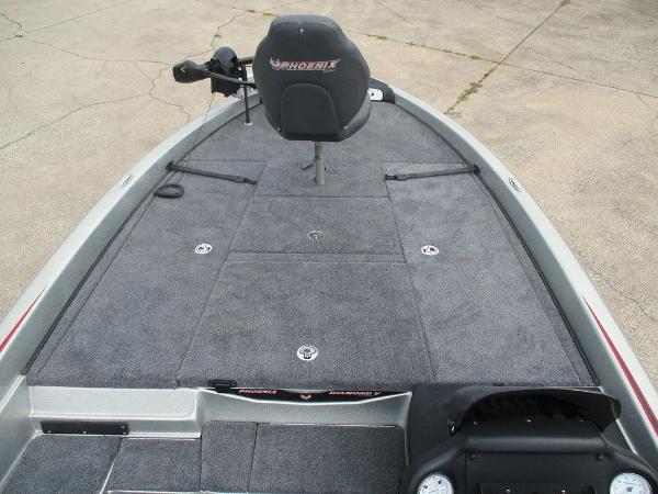 2014 Phoenix boat for sale, model of the boat is 920 ProXP & Image # 16 of 16